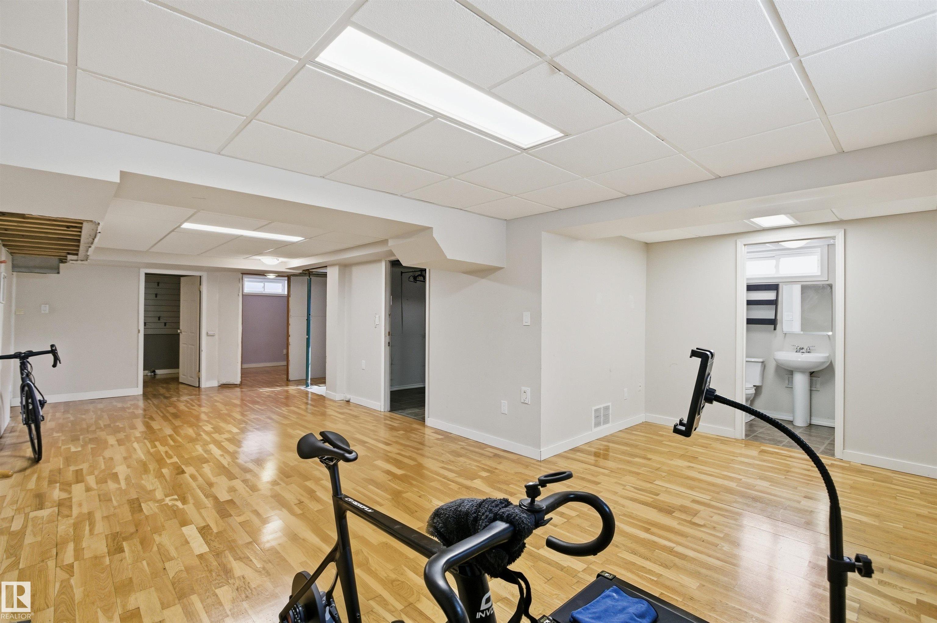 Photo 32 at 4203 52 Avenue, St. Vital, Beaumont