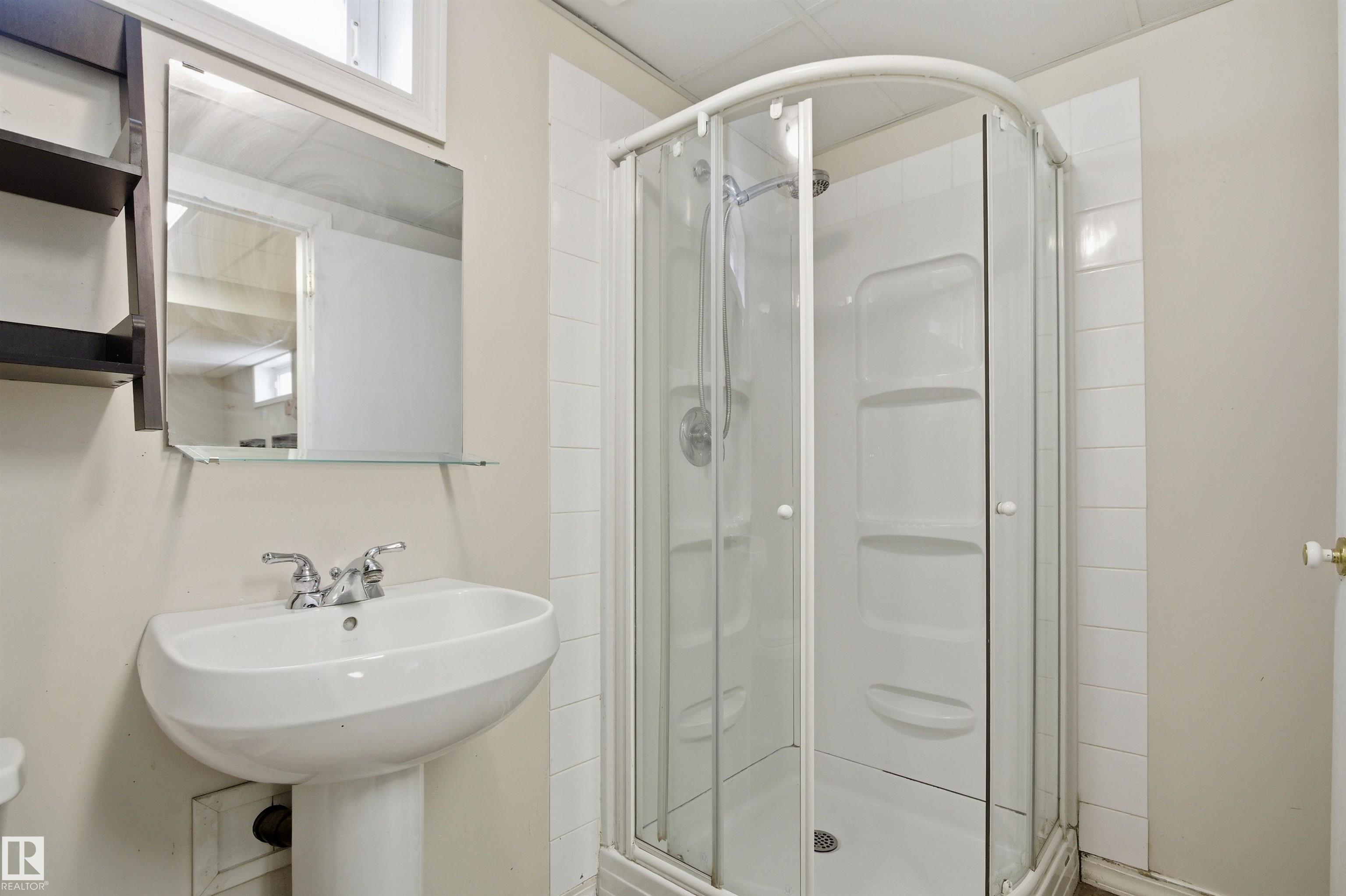 Photo 35 at 4203 52 Avenue, St. Vital, Beaumont