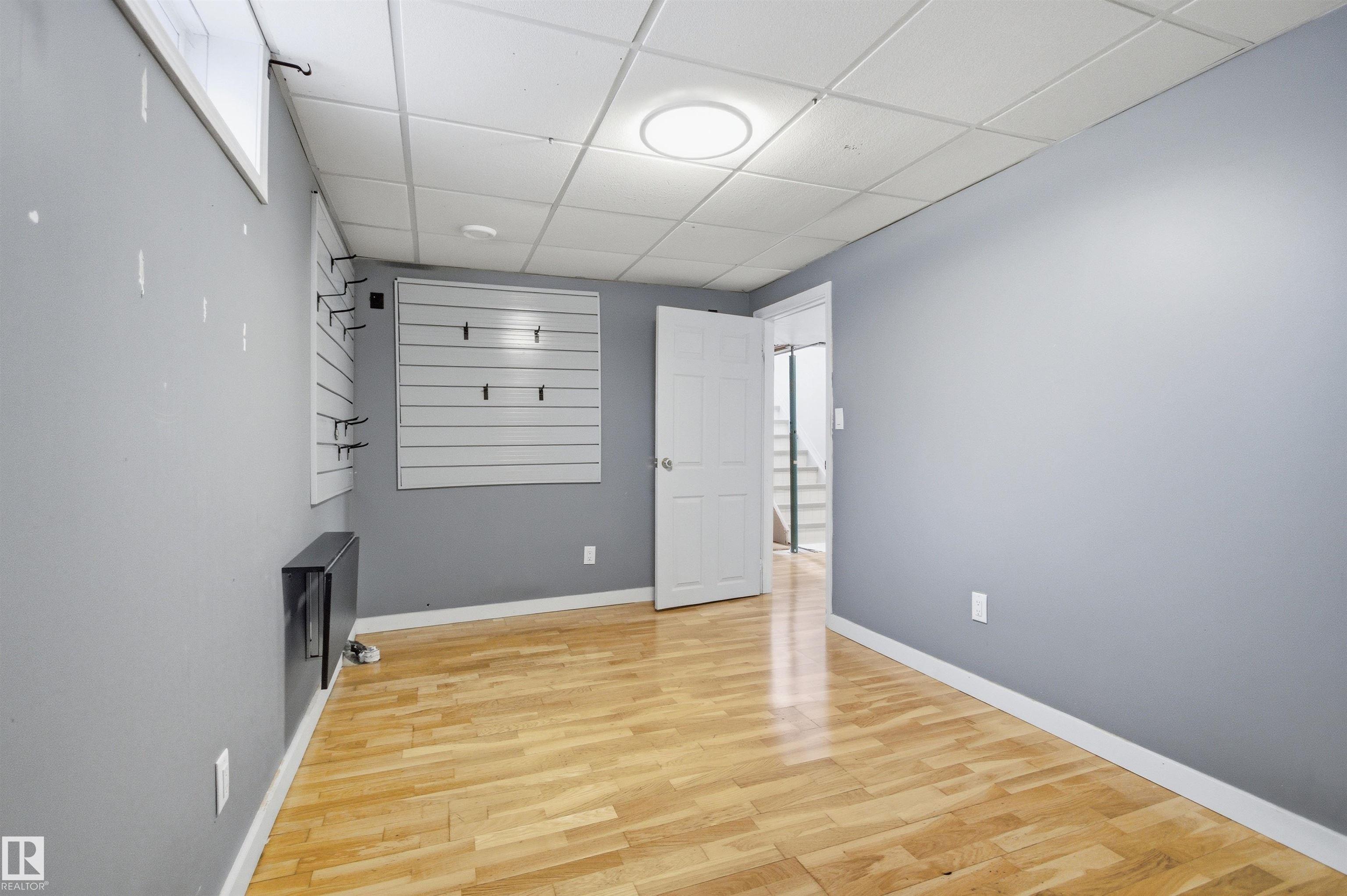 Photo 39 at 4203 52 Avenue, St. Vital, Beaumont