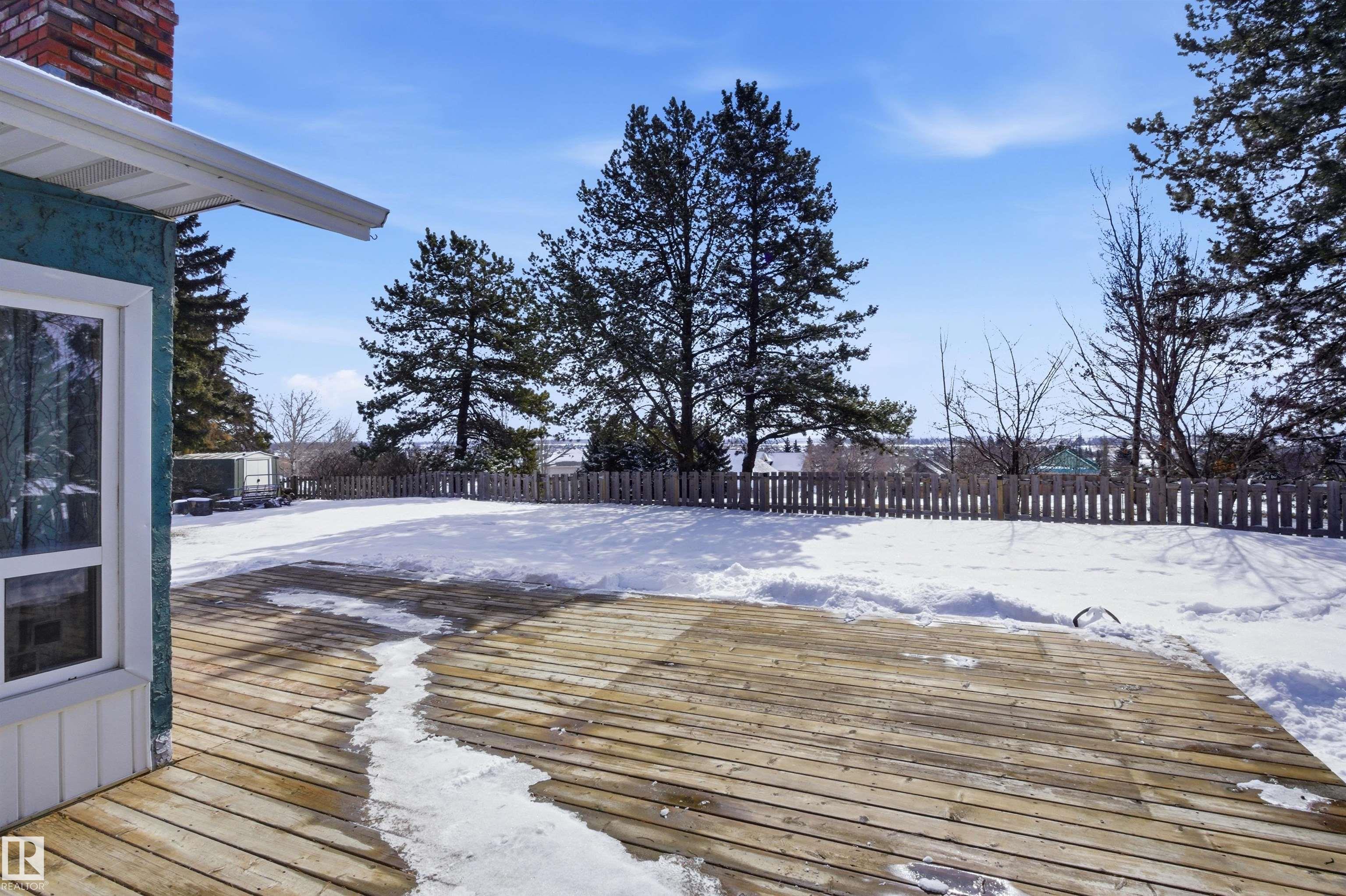 Photo 44 at 4203 52 Avenue, St. Vital, Beaumont