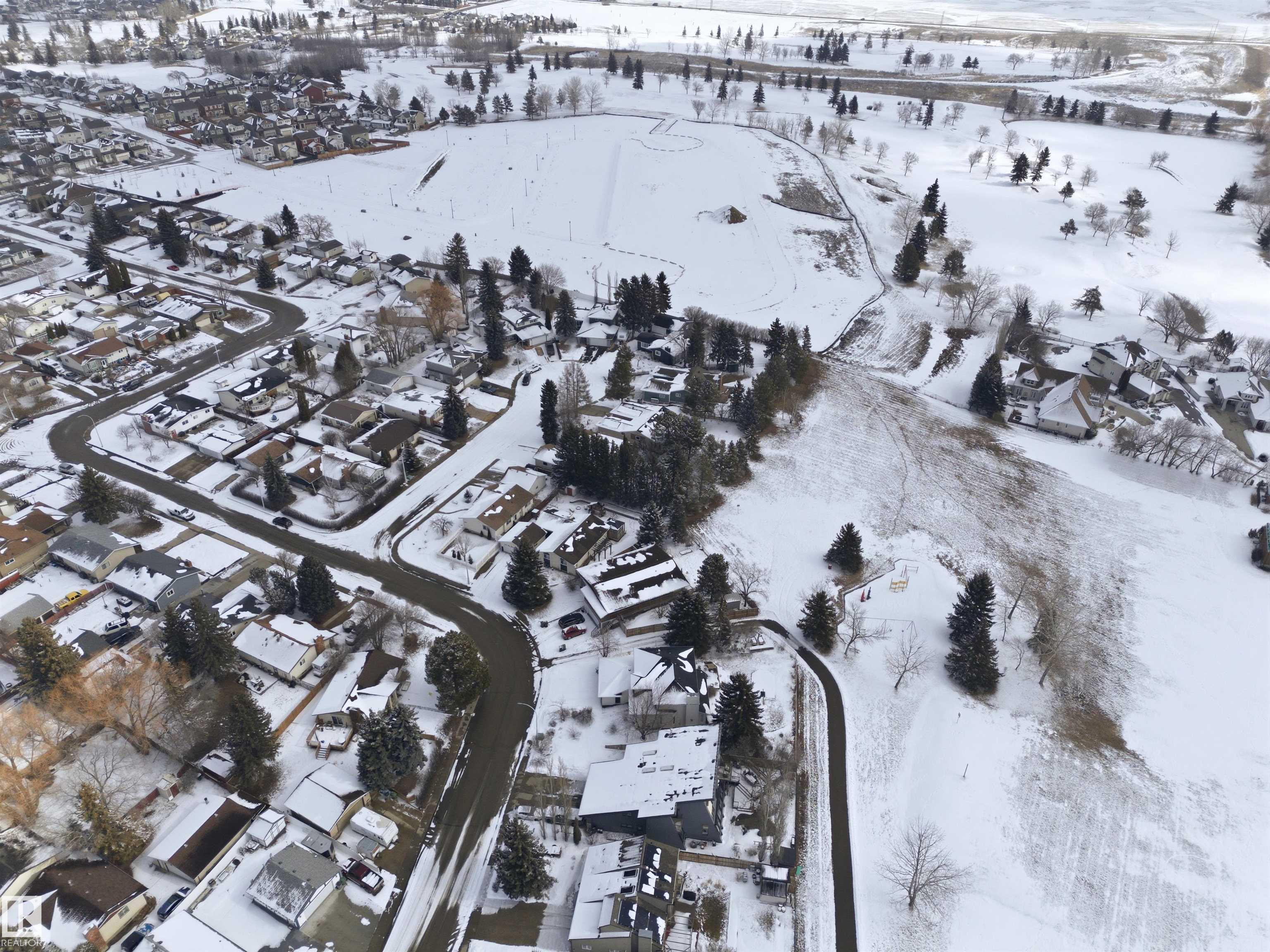 Photo 53 at 4203 52 Avenue, St. Vital, Beaumont