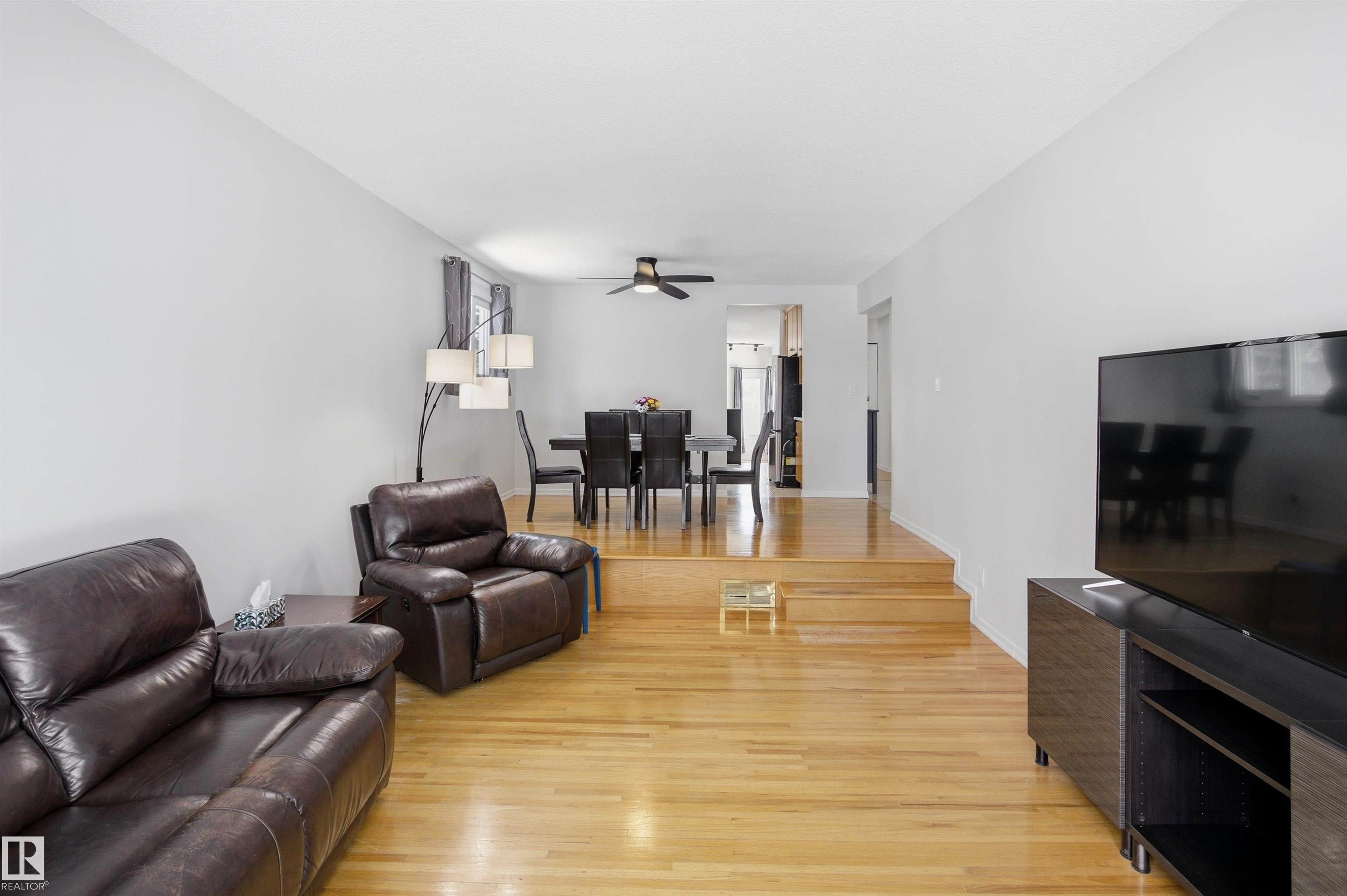 Photo 9 at 4203 52 Avenue, St. Vital, Beaumont