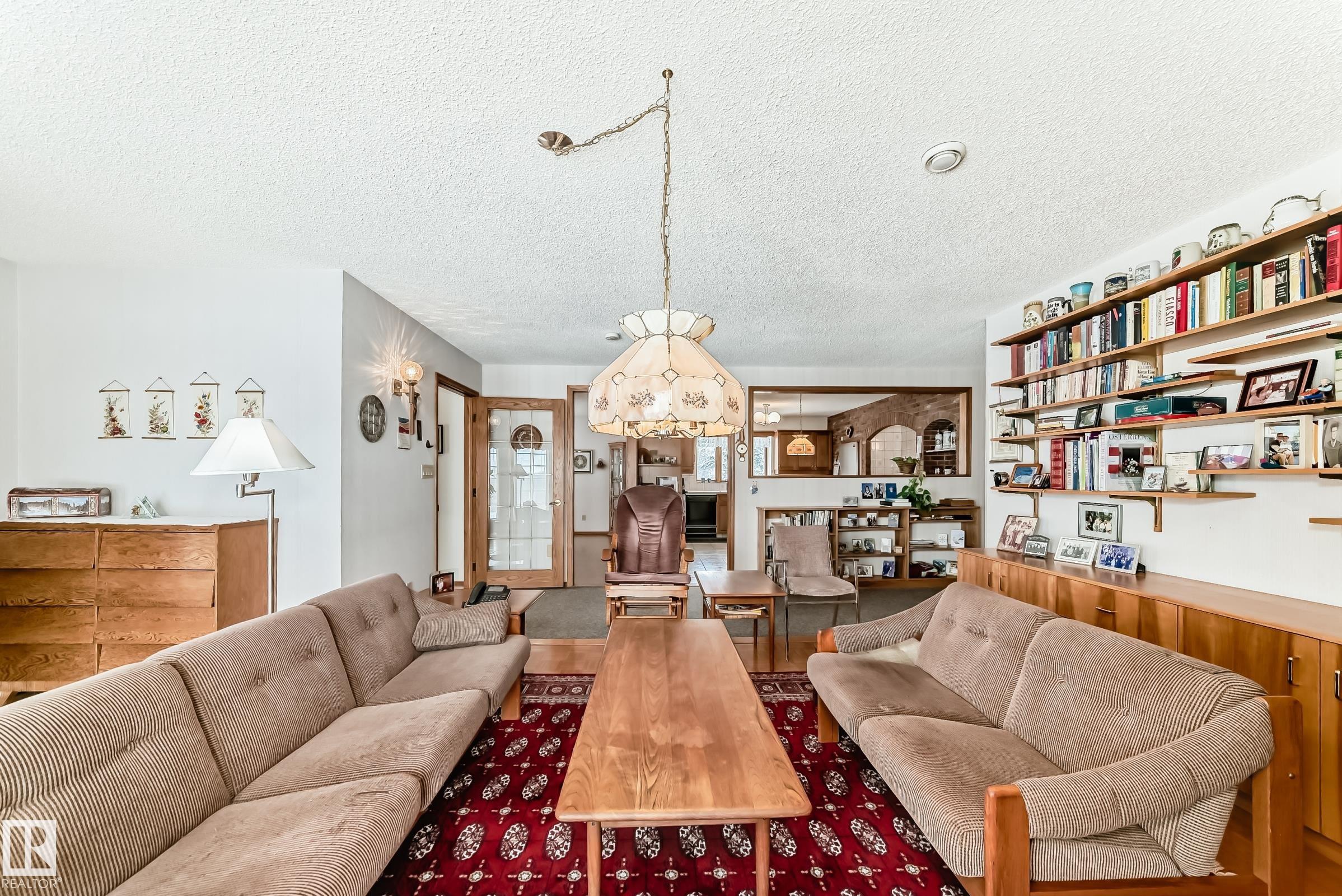 Photo 9 at 3 - 53333 Rge Road 20, Chateau Heights, Rural Parkland County