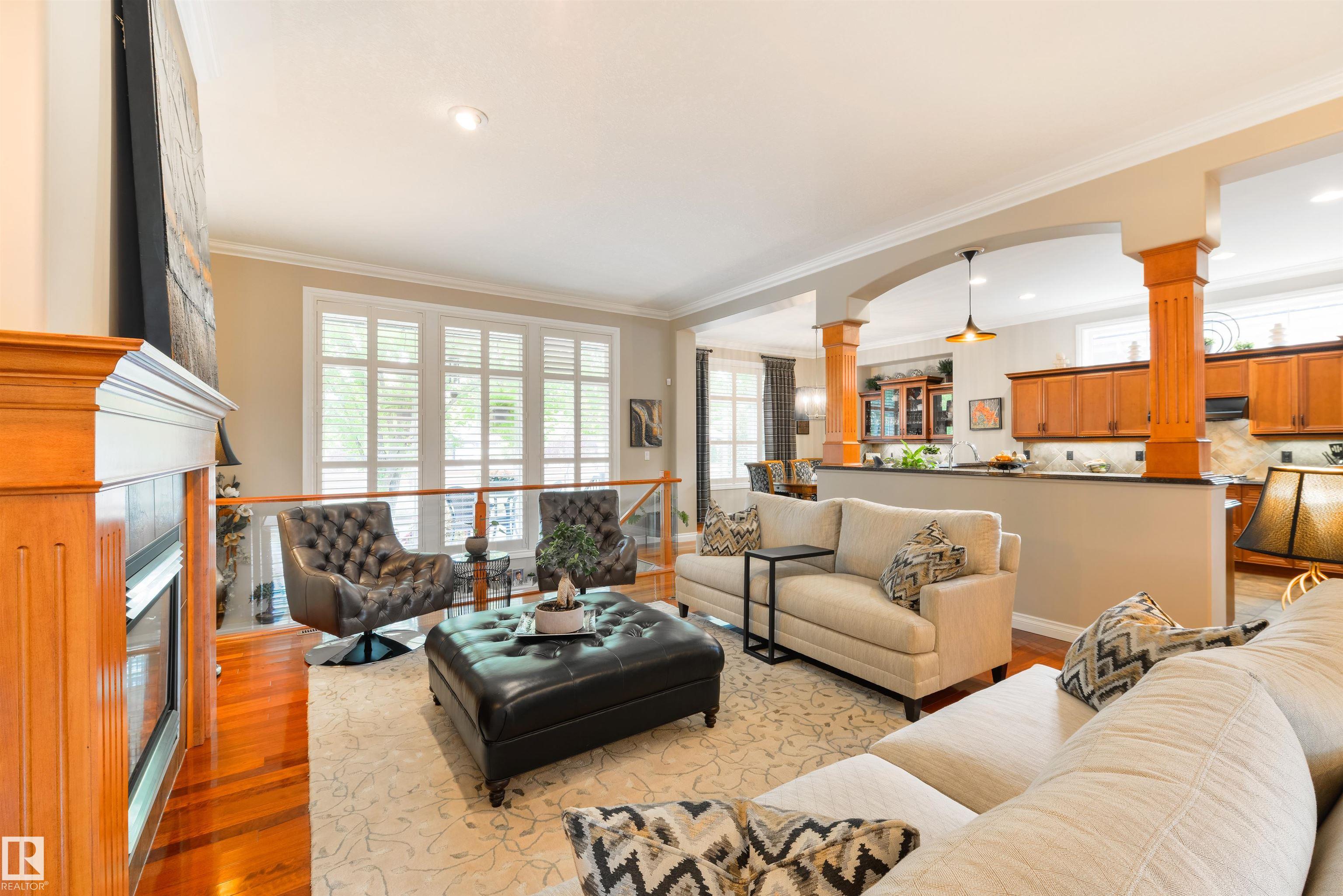 Photo 12 at 310 Caldwell Close NW, Cameron Heights, Edmonton