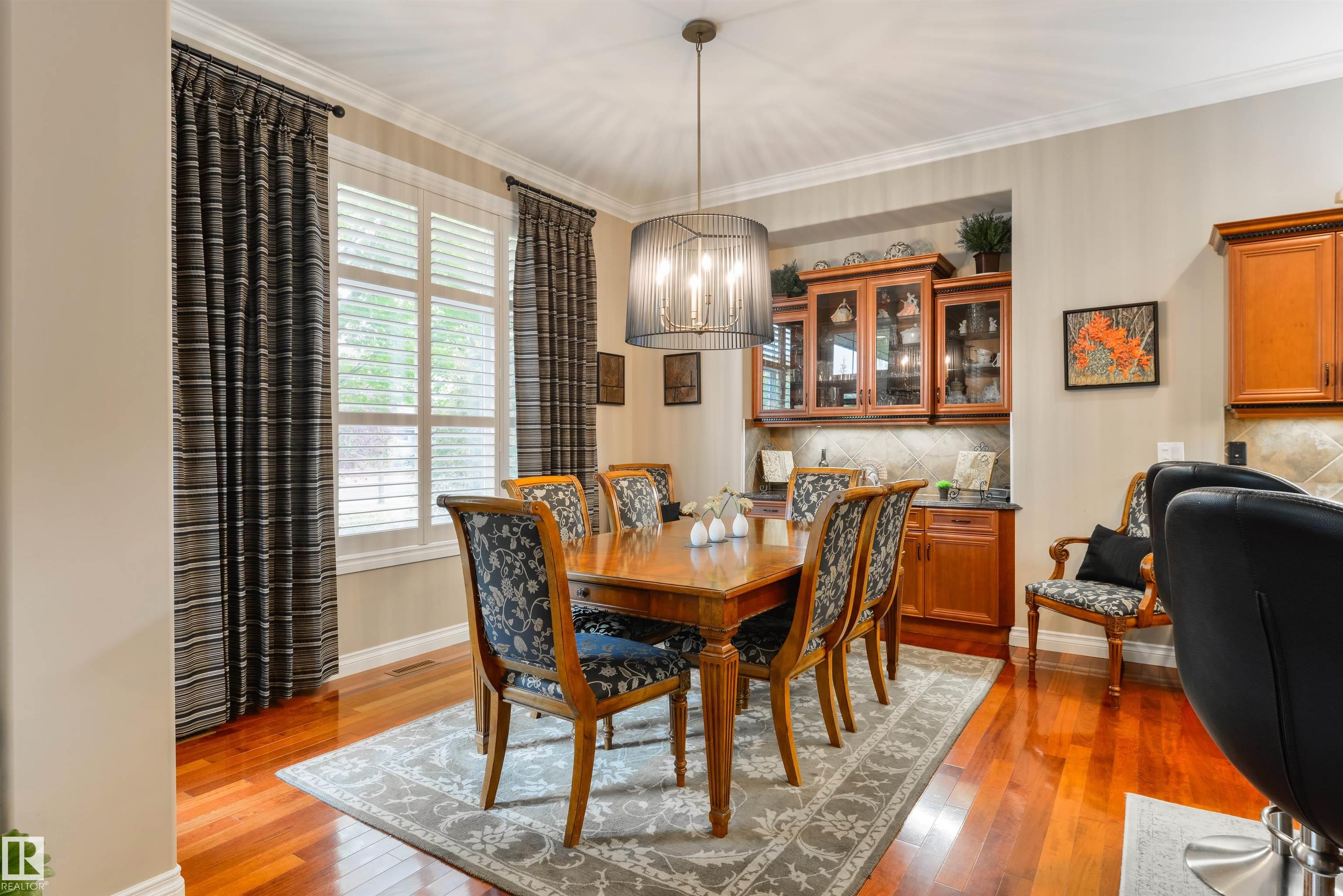 Photo 15 at 310 Caldwell Close NW, Cameron Heights, Edmonton