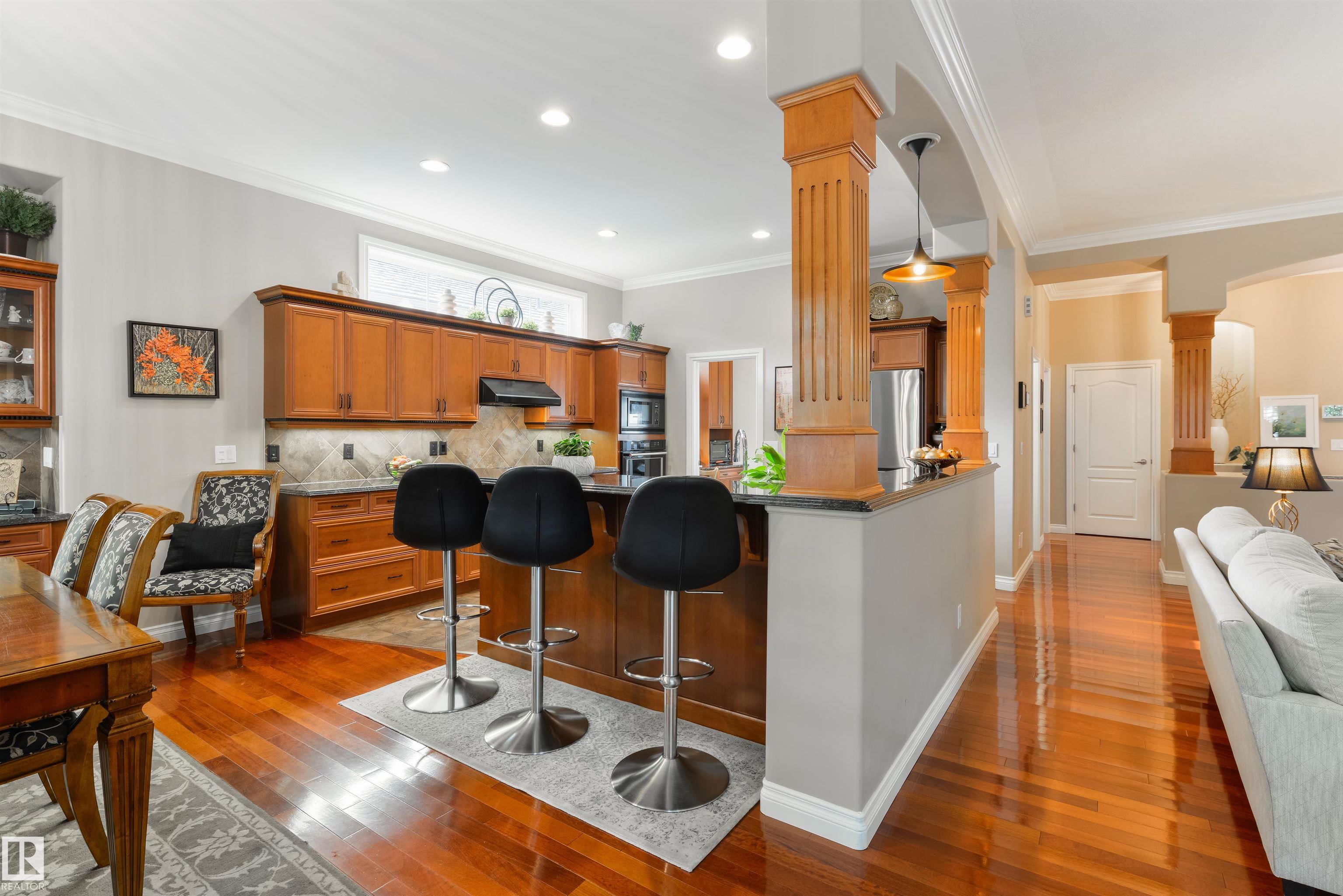 Photo 16 at 310 Caldwell Close NW, Cameron Heights, Edmonton