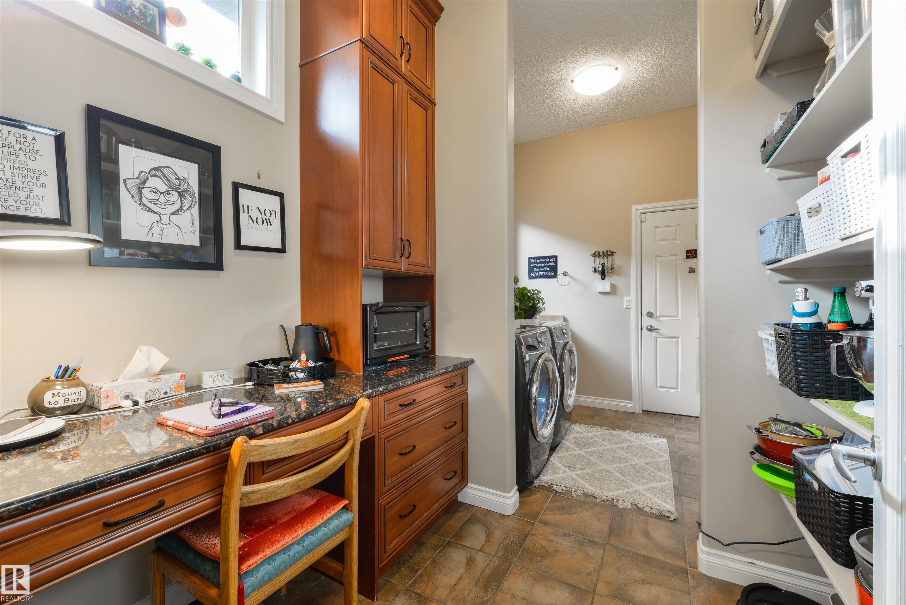 Photo 19 at 310 Caldwell Close NW, Cameron Heights, Edmonton