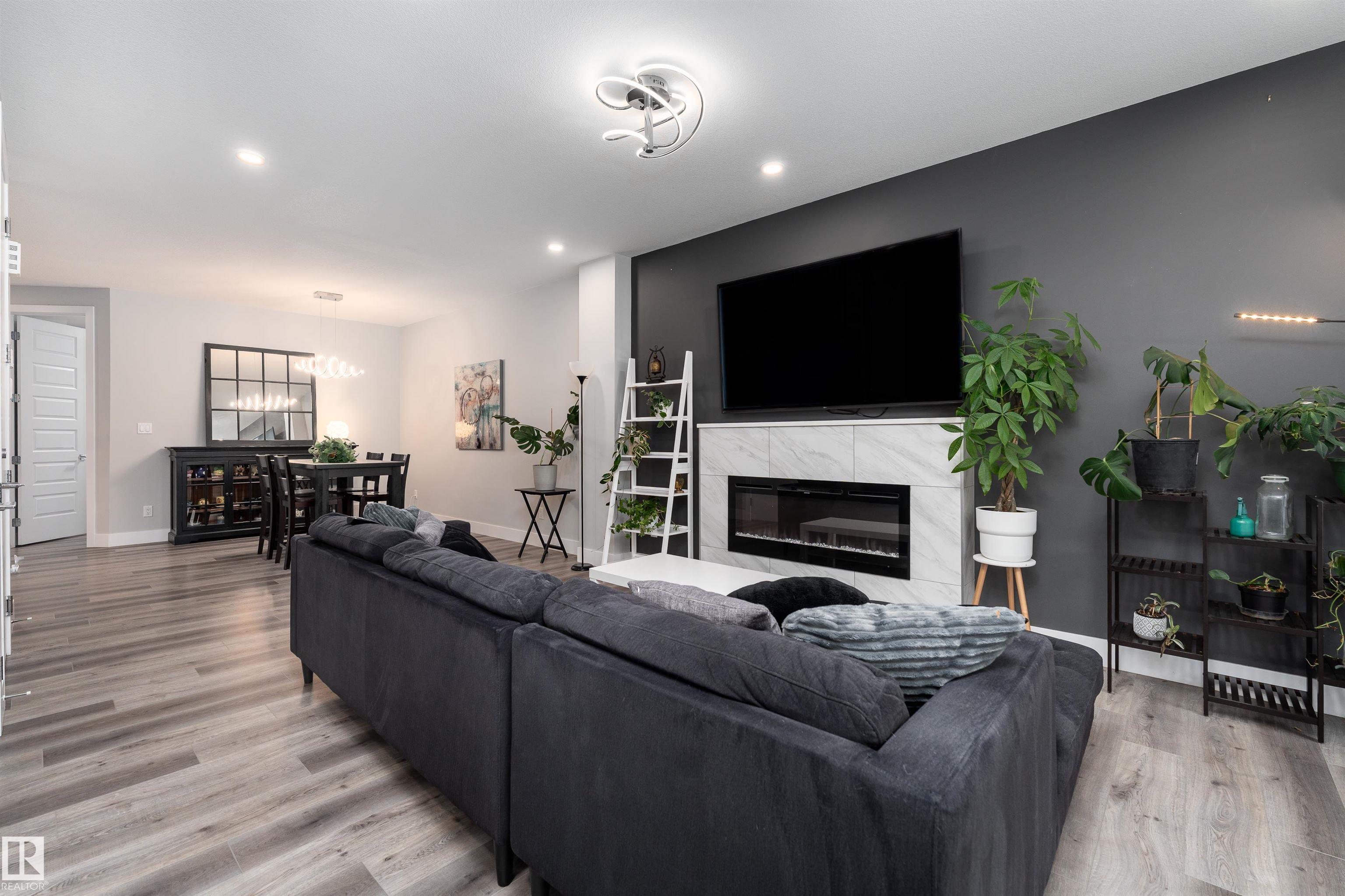 9338 Pear Link SW, The Orchards At Ellerslie, Edmonton