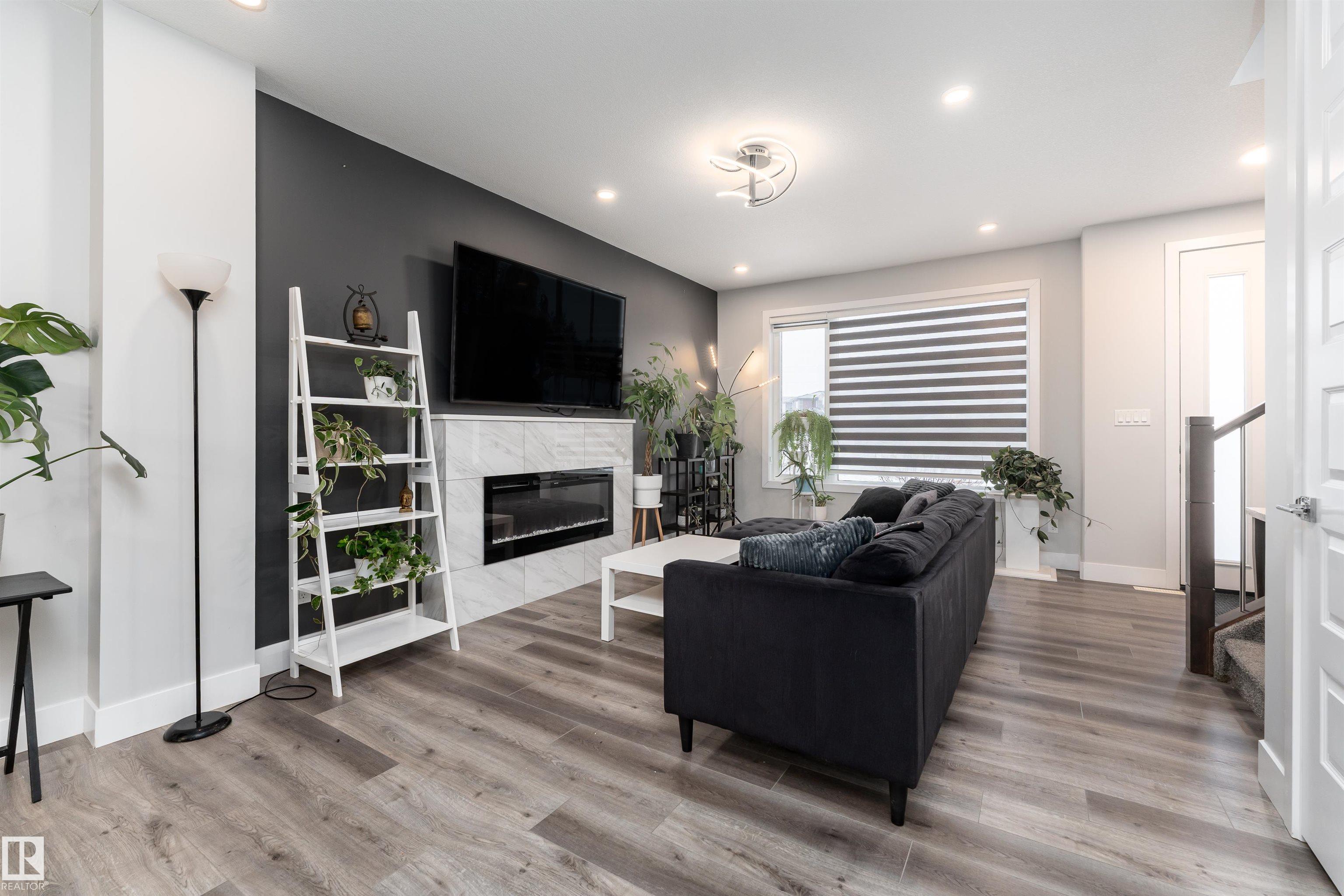 9338 Pear Link SW, The Orchards At Ellerslie, Edmonton