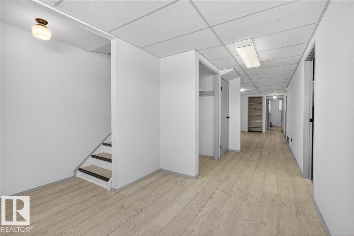 Photo 20 at 11836 42 Street NW, Beacon Heights, Edmonton