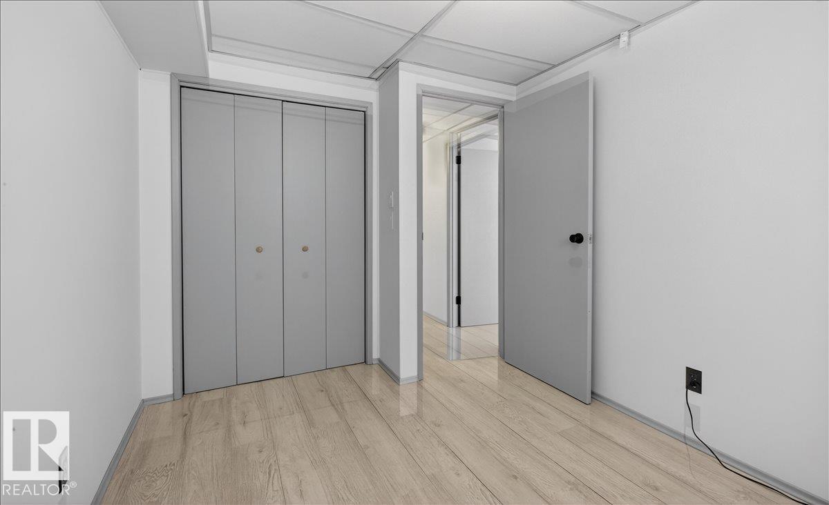 Photo 27 at 11836 42 Street NW, Beacon Heights, Edmonton