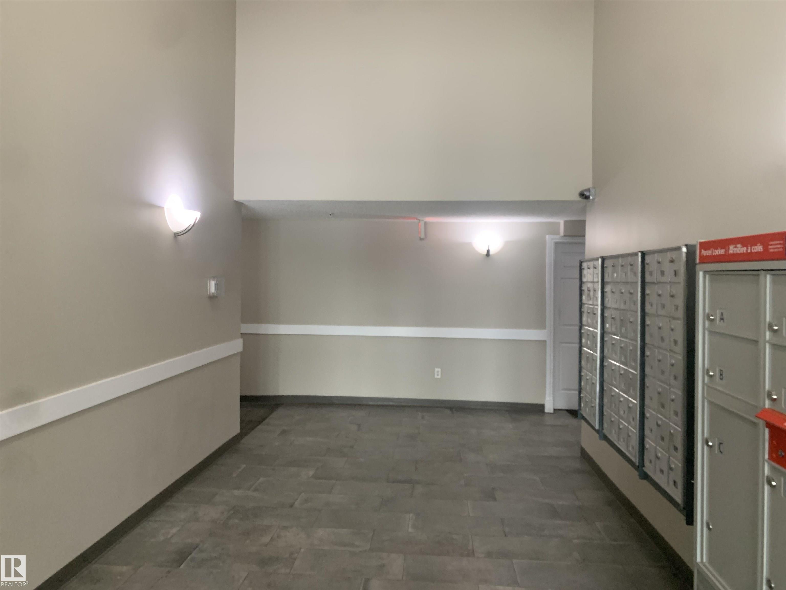 411 - 6925 199 Street NW, Glastonbury, Edmonton