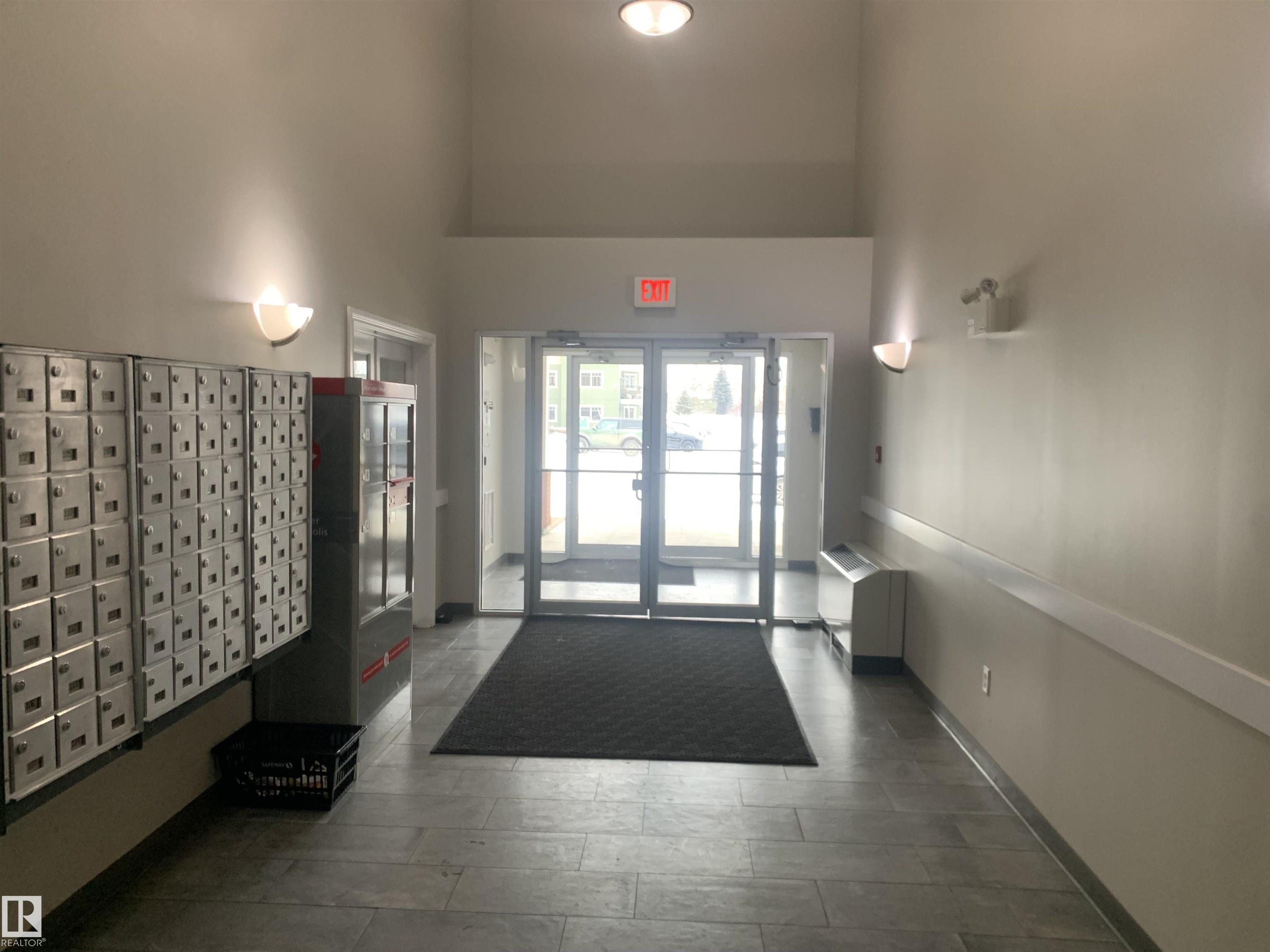 411 - 6925 199 Street NW, Glastonbury, Edmonton