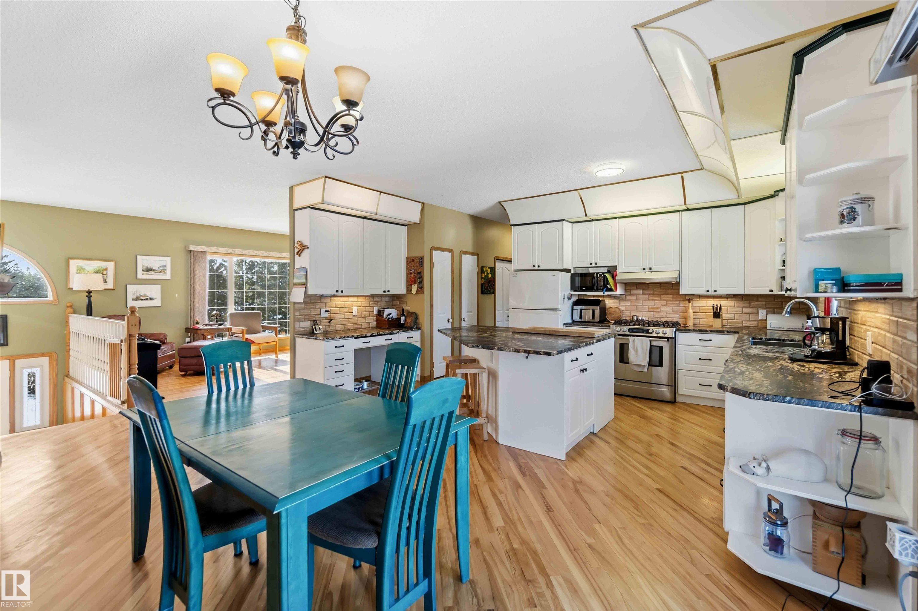 Photo 12 at 27 - 52516 Rge Road 13, Weslake Estates, Rural Parkland County