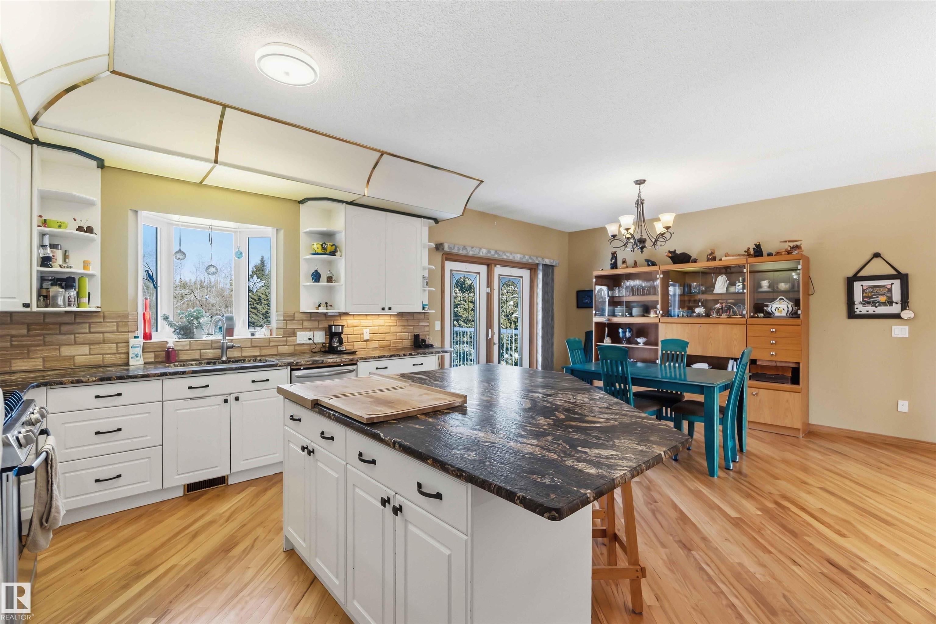 Photo 15 at 27 - 52516 Rge Road 13, Weslake Estates, Rural Parkland County