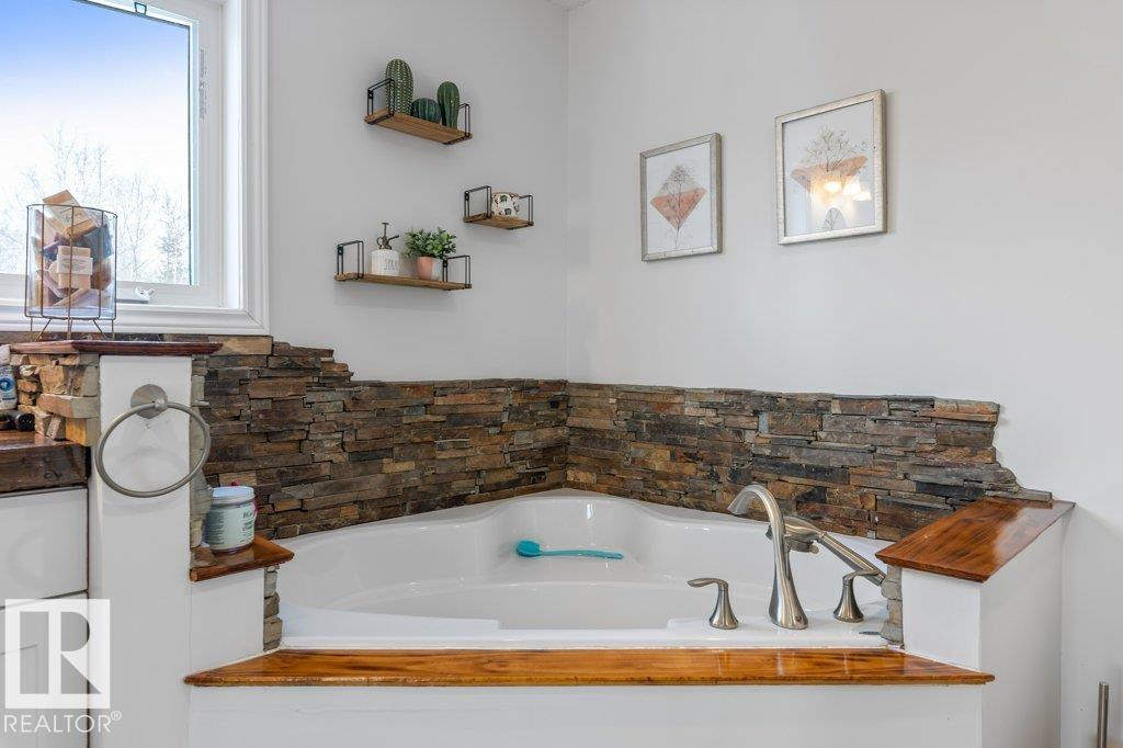 Photo 35 at 2 - 55220 Rge Road 13, Cheviot Hills, Rural Lac Ste. Anne County