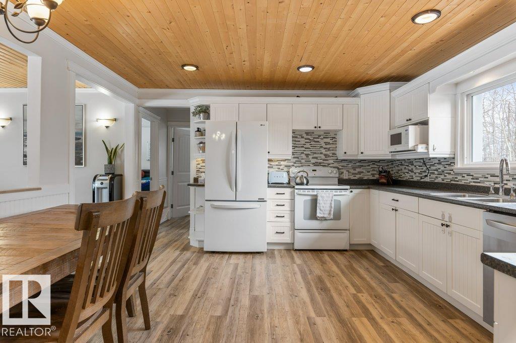 Photo 9 at 2 - 55220 Rge Road 13, Cheviot Hills, Rural Lac Ste. Anne County