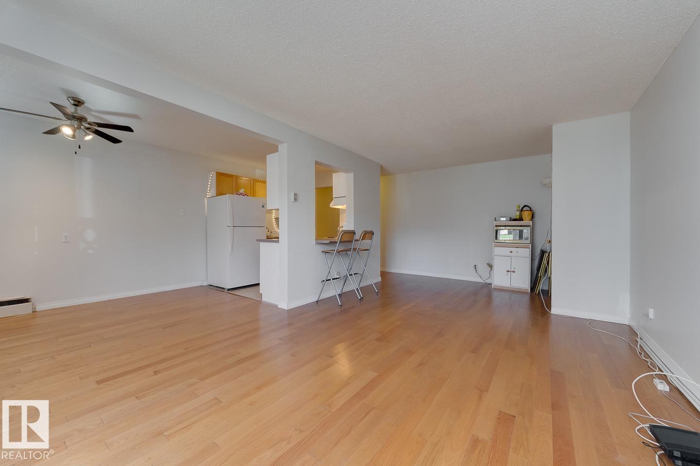 Photo 9 at 102 - 11217 103 Avenue NW, Wîhkwêntôwin, Edmonton