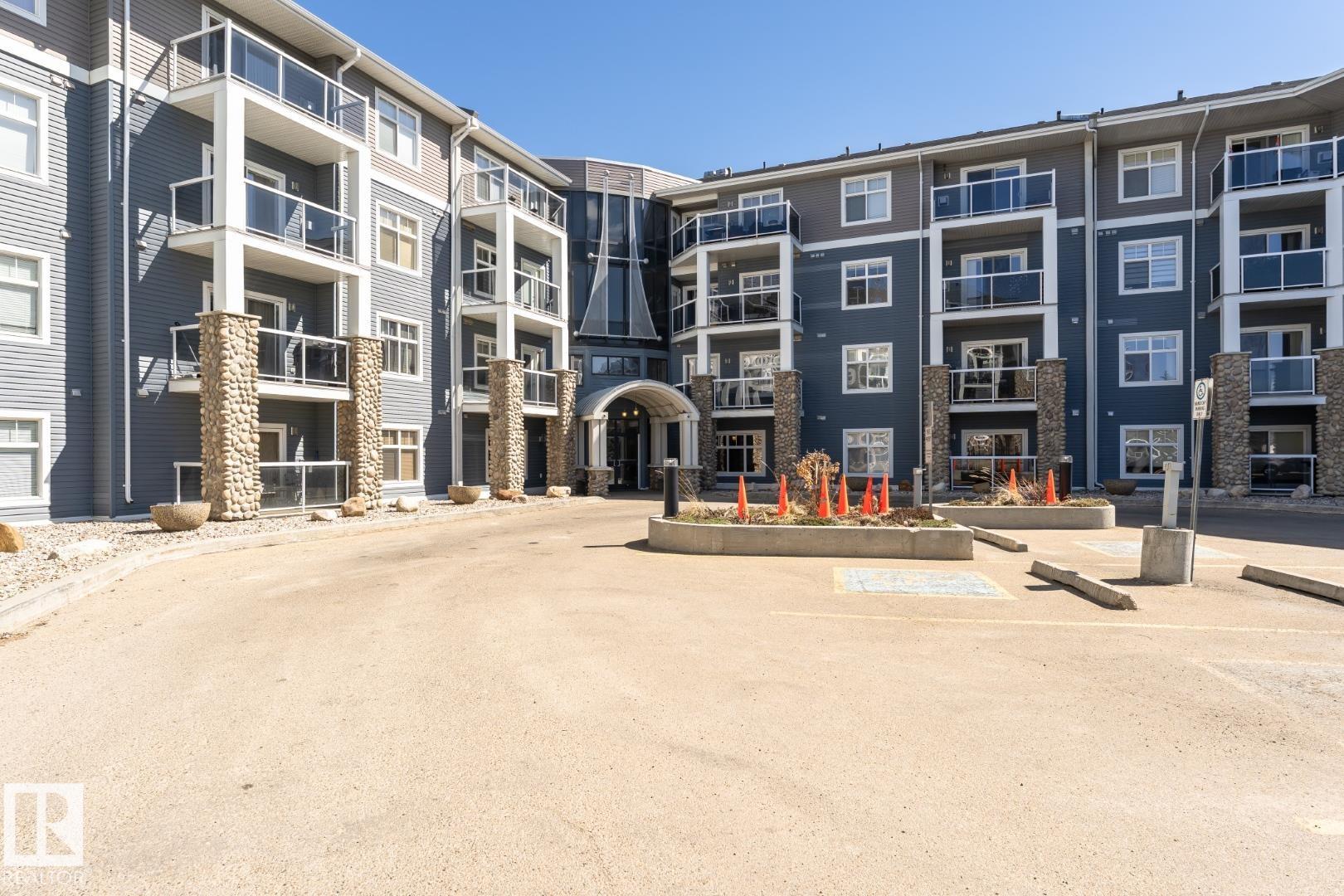 113 - 16035 132 Street NW, Oxford, Edmonton