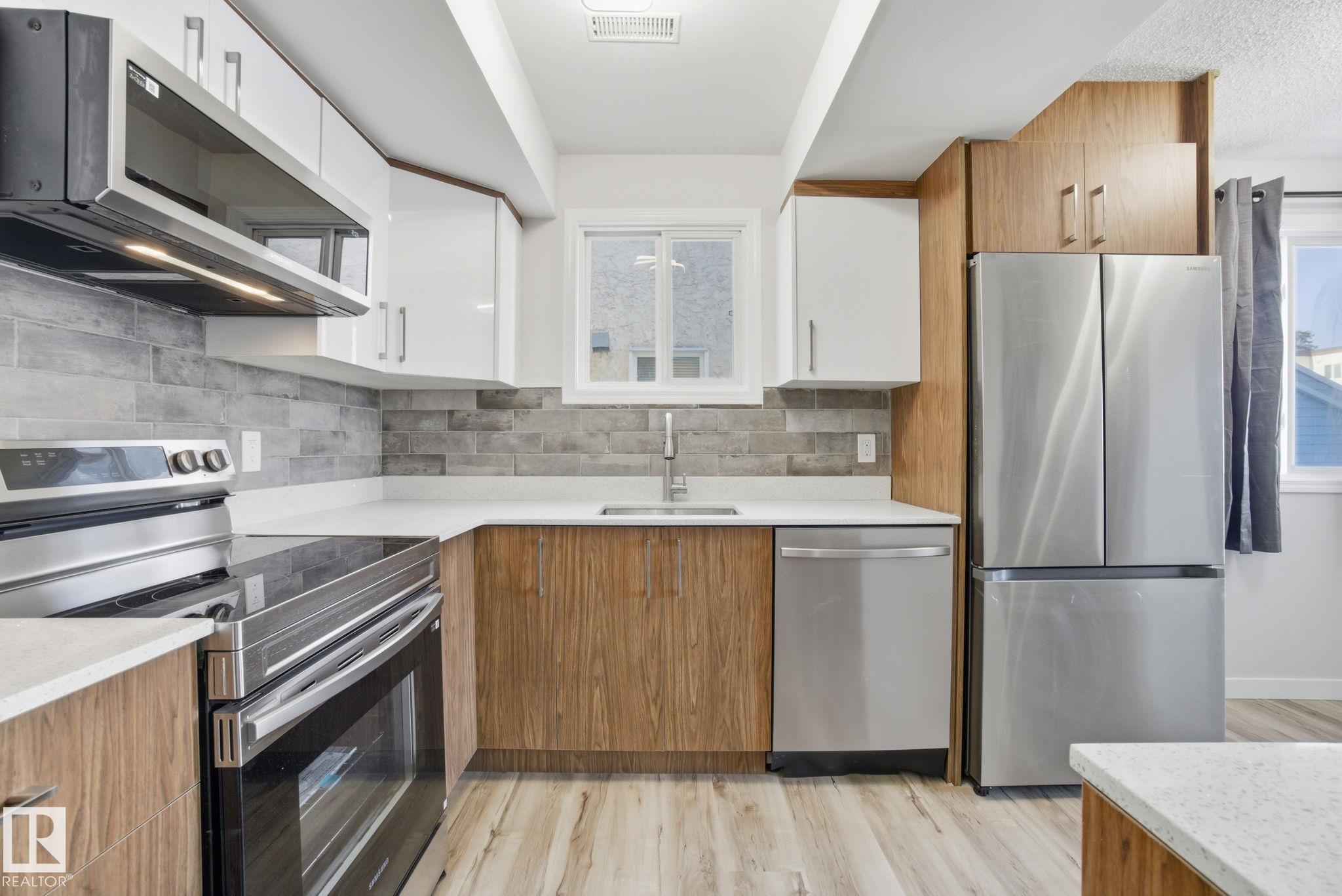 Photo 5 at 71 Lancaster Terrace NW, Dunluce, Edmonton