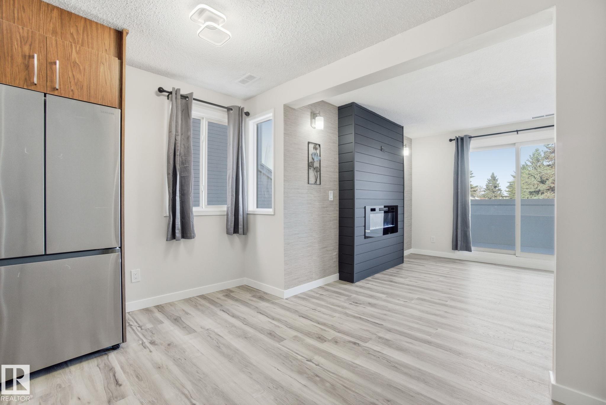 Photo 7 at 71 Lancaster Terrace NW, Dunluce, Edmonton