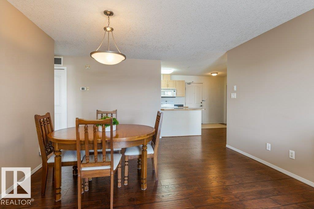 Photo 12 at 322 - 78A Mckenney Avenue, Mission, St. Albert