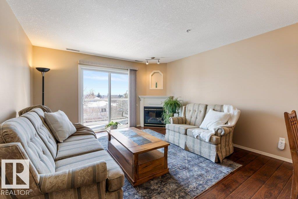 Photo 8 at 322 - 78A Mckenney Avenue, Mission, St. Albert