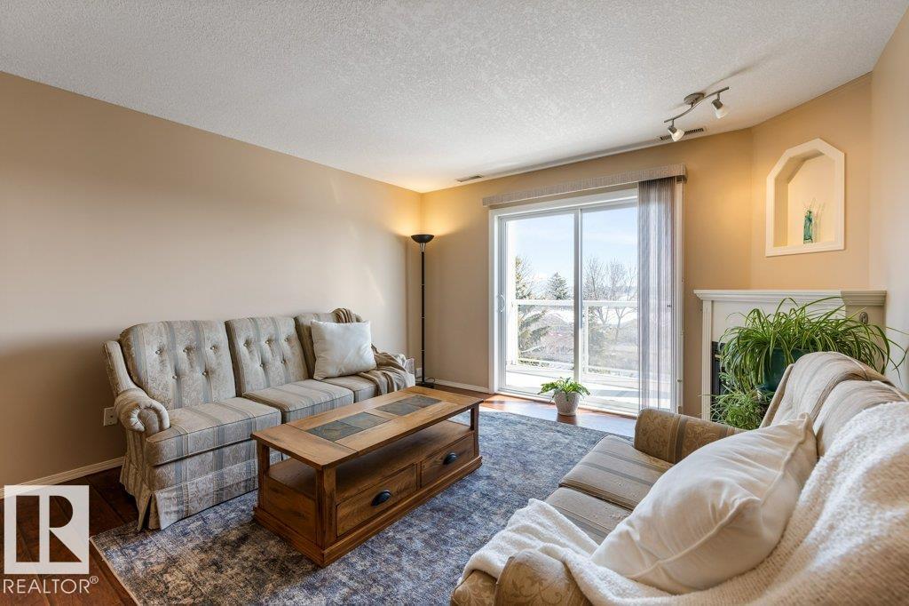 Photo 9 at 322 - 78A Mckenney Avenue, Mission, St. Albert