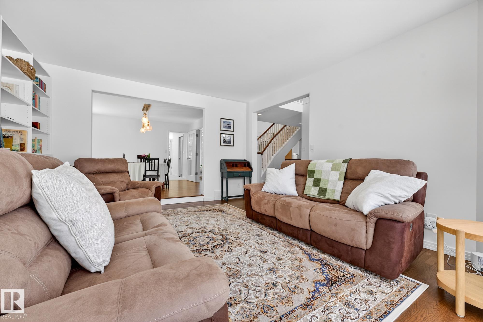 Photo 20 at 1211 Hewgill Place NW, Henderson Estates, Edmonton