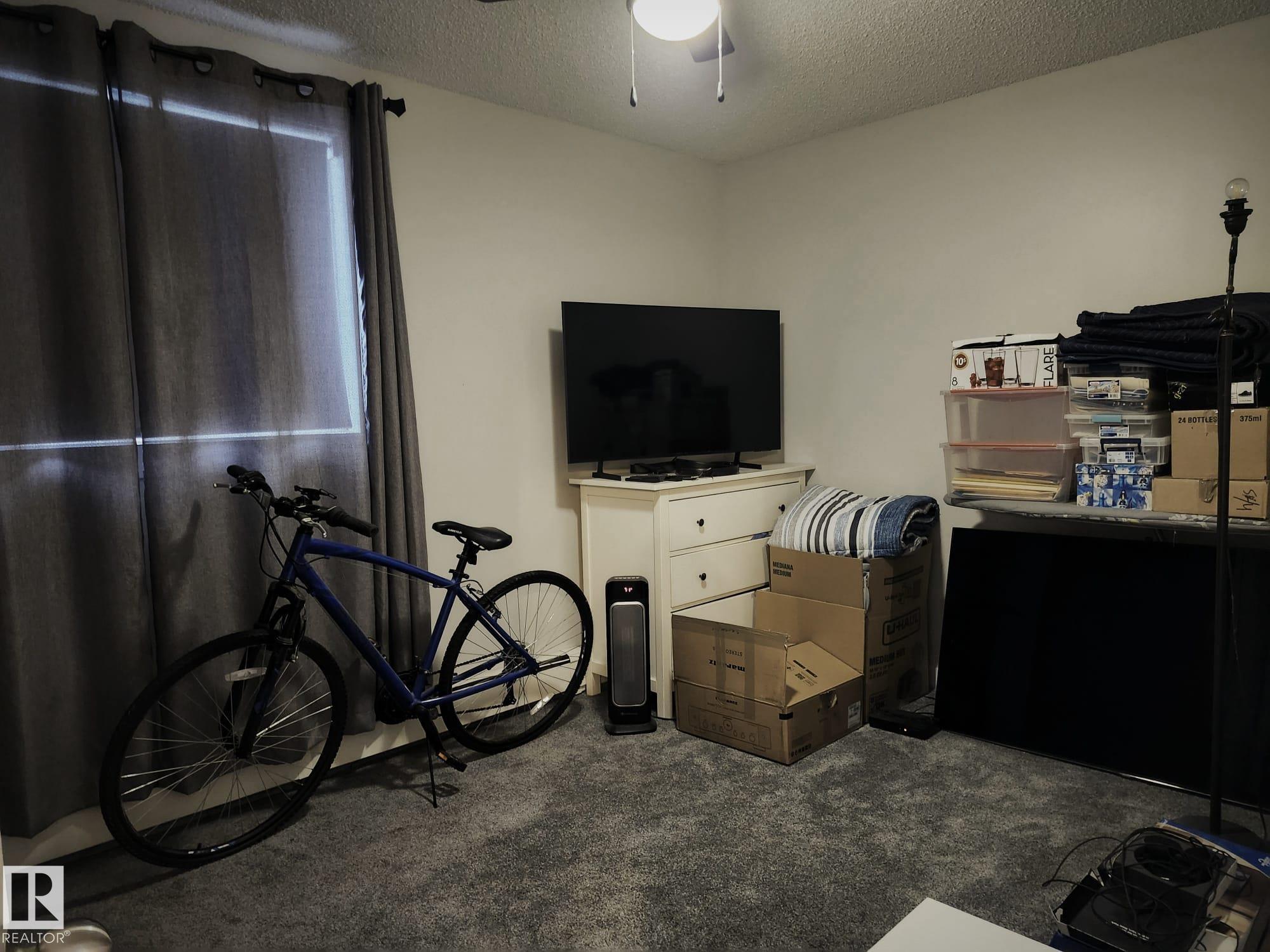 Photo 10 at 4 - 6120 118 Avenue NW, Montrose, Edmonton