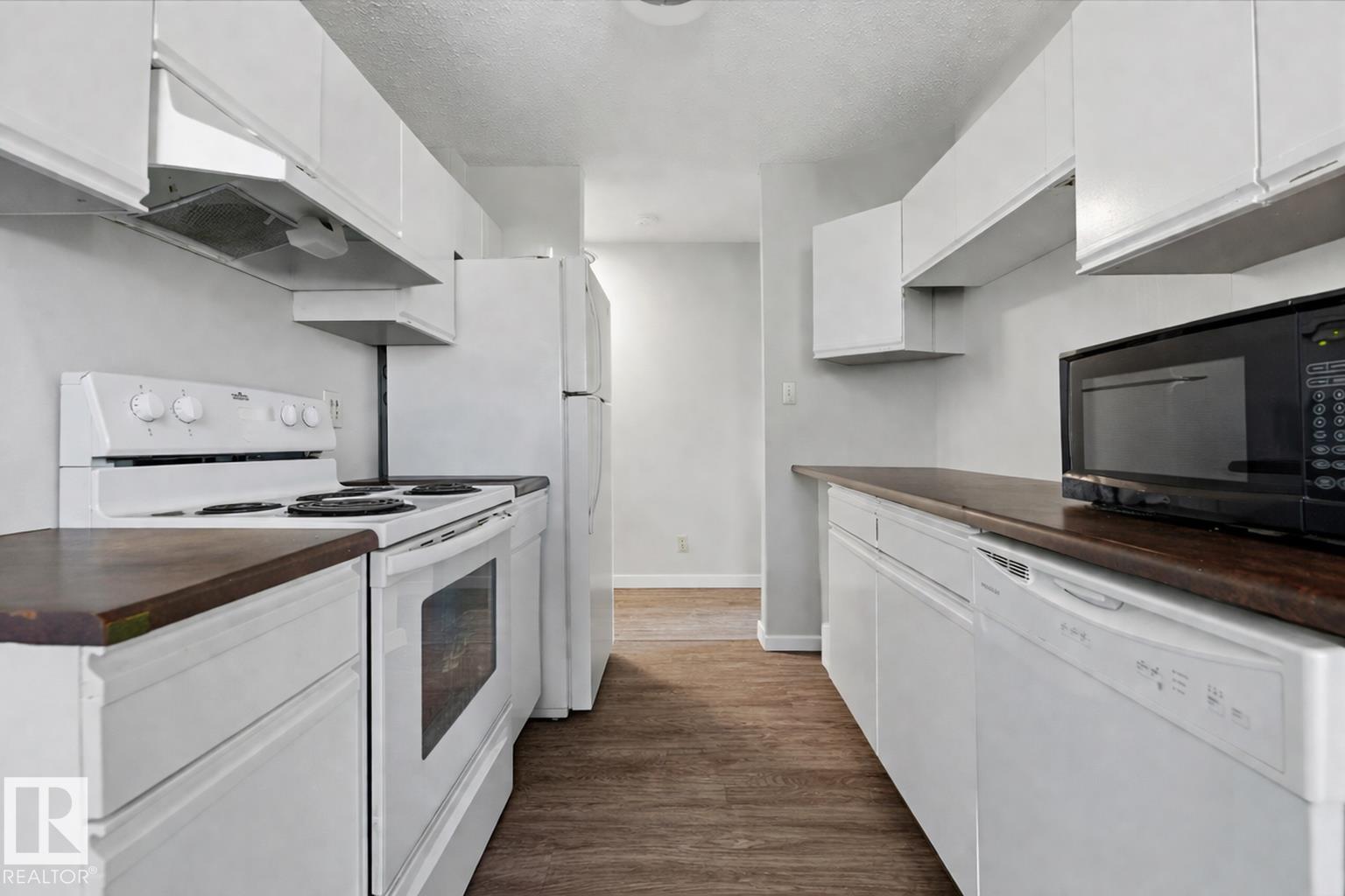 Photo 14 at 302 - 6204 180 Street NW, Ormsby Place, Edmonton