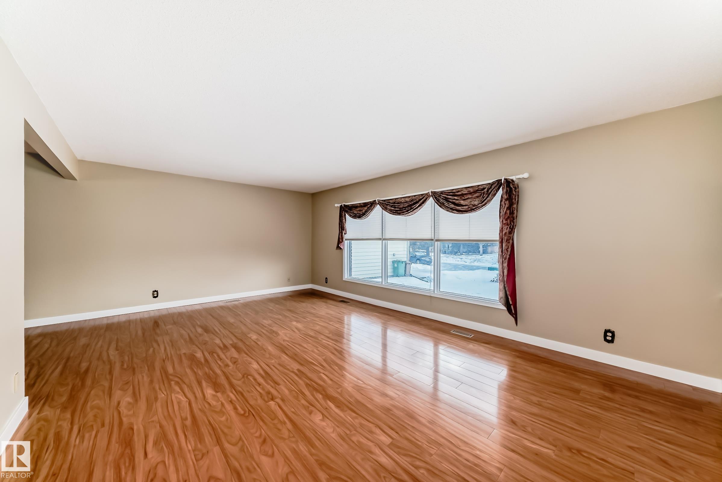 Photo 17 at 38 Lancaster Crescent, Lacombe Park, St. Albert