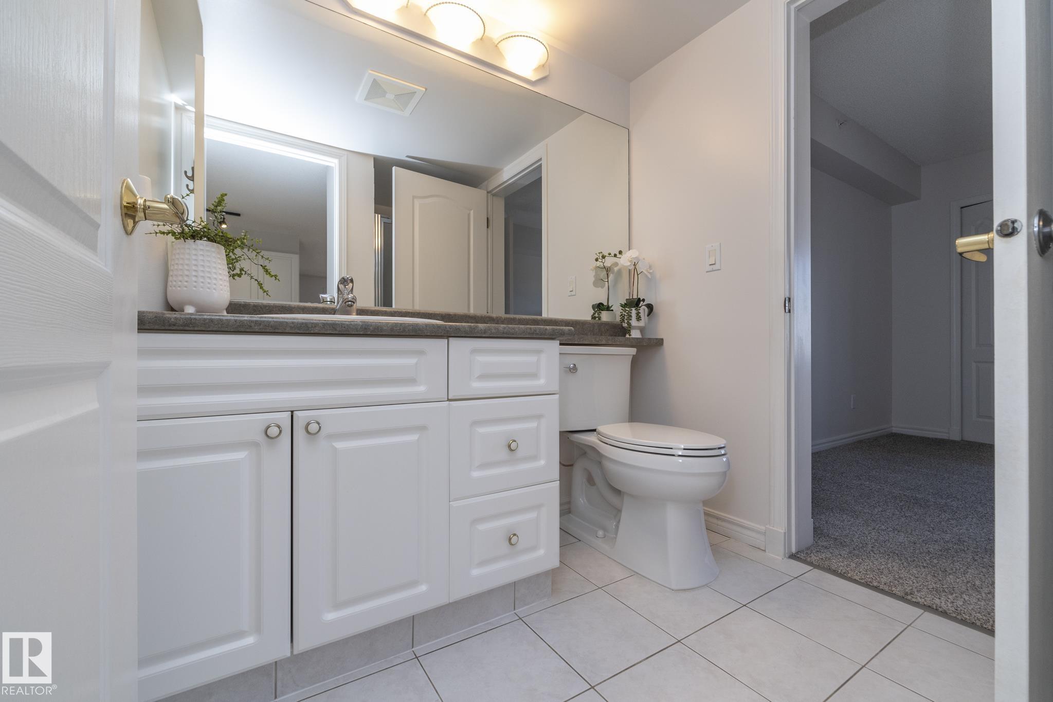 Photo 10 at 801 - 10909 103 Avenue NW, Downtown, Edmonton