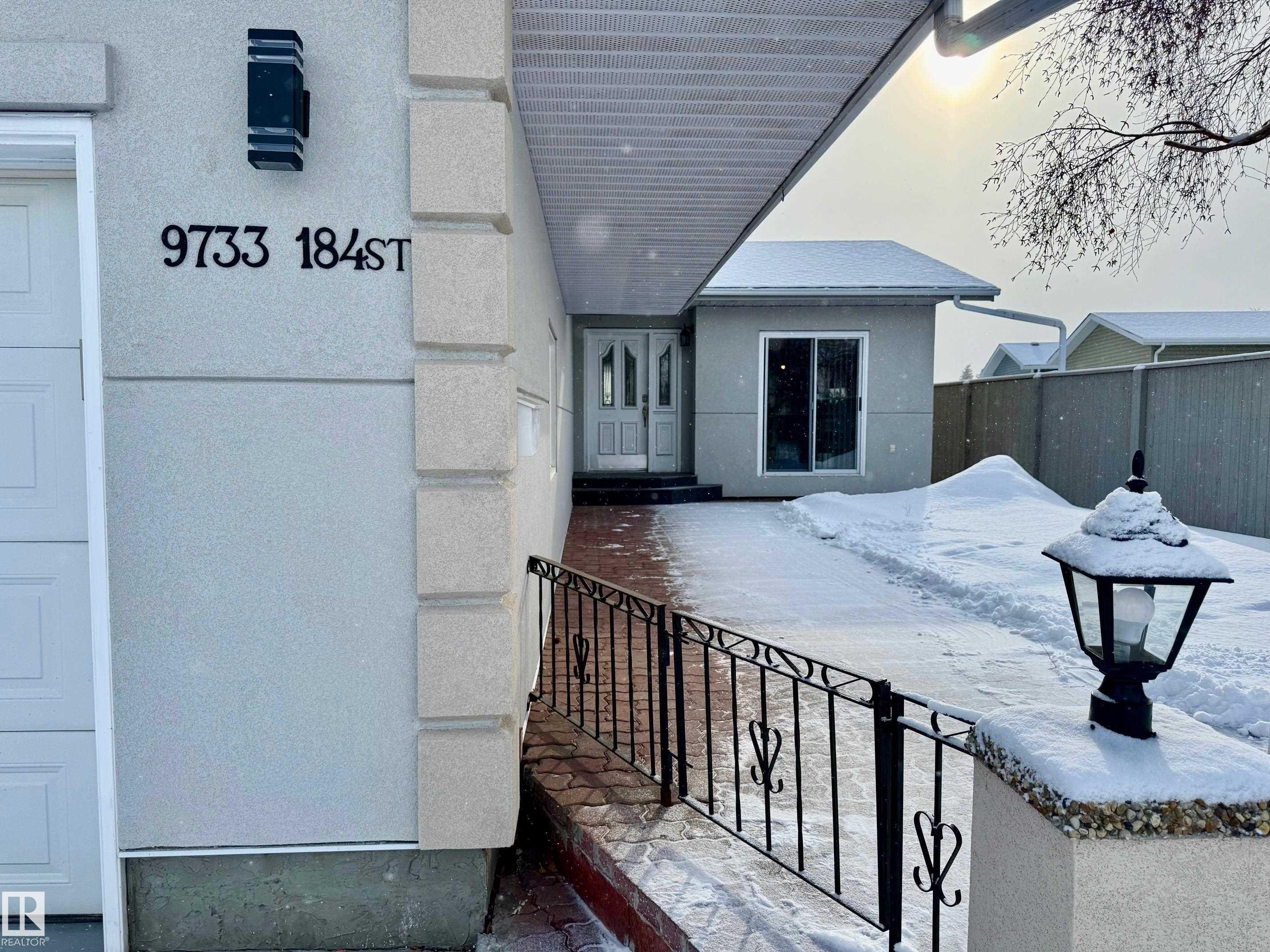 9733 184 Street NW, La Perle, Edmonton