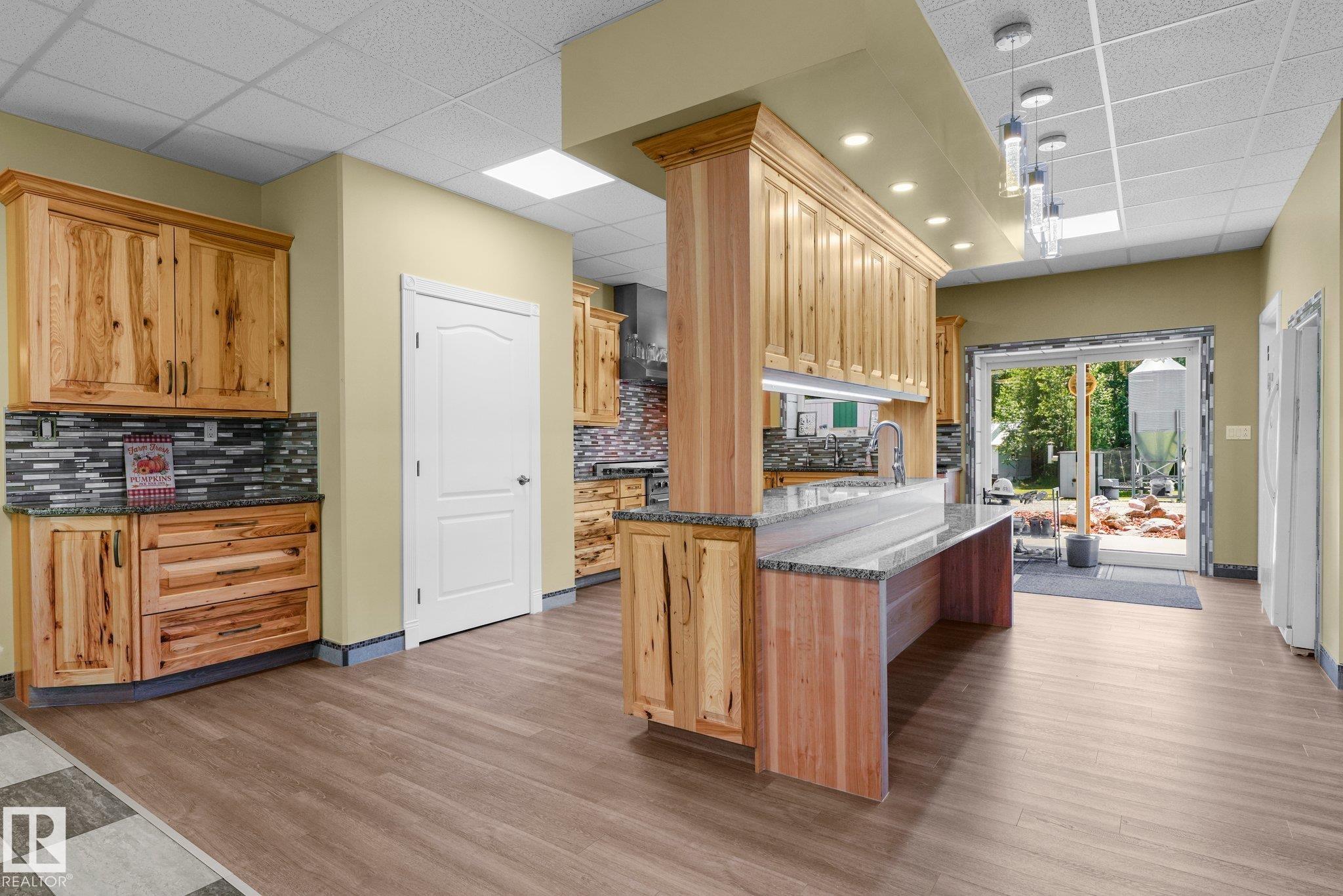 Photo 8 at 51316 Highway 759, Tomahawk, Rural Parkland County