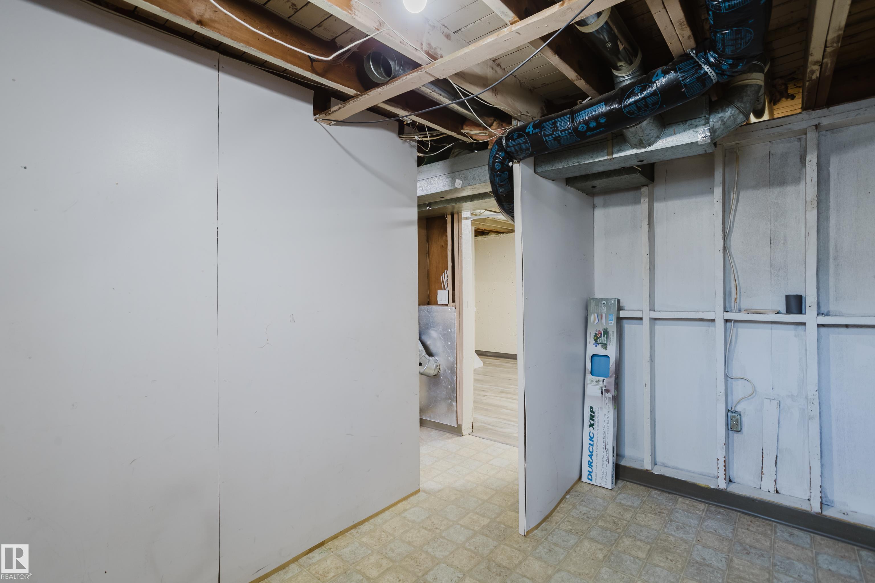 Photo 26 at 13305 89a Street NW, Glengarry, Edmonton