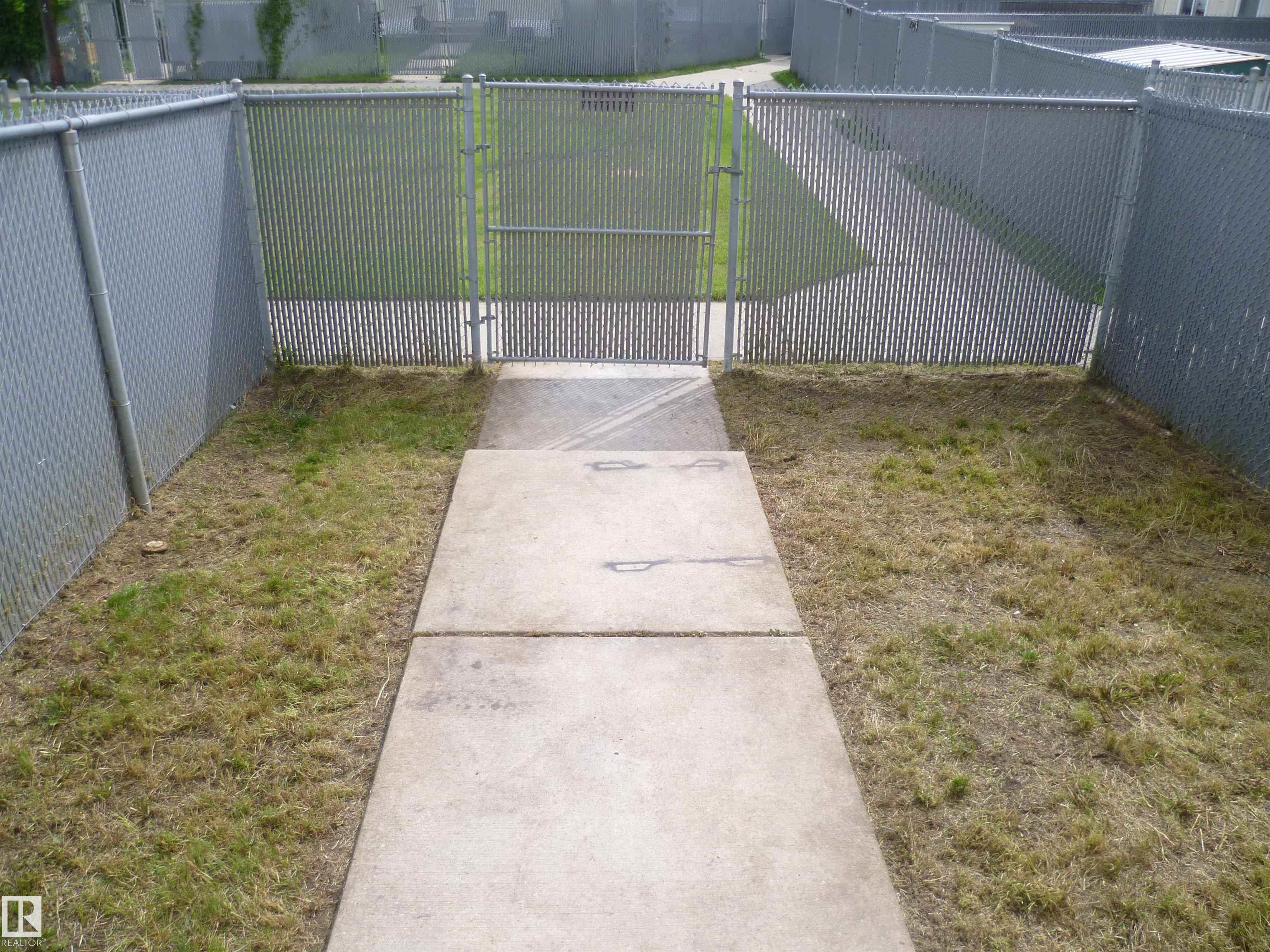 Photo 28 at 13305 89a Street NW, Glengarry, Edmonton