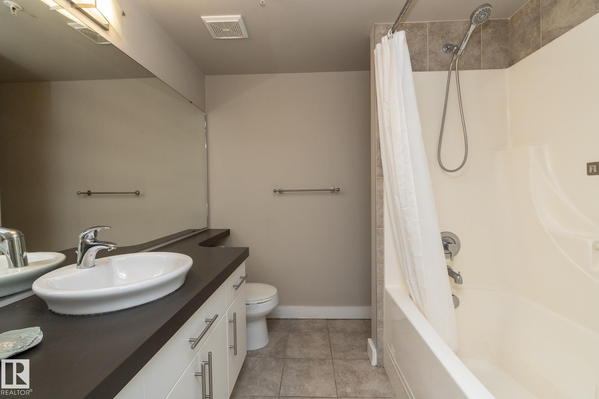 Photo 25 at 1402 - 10136 104 Street NW, Downtown, Edmonton