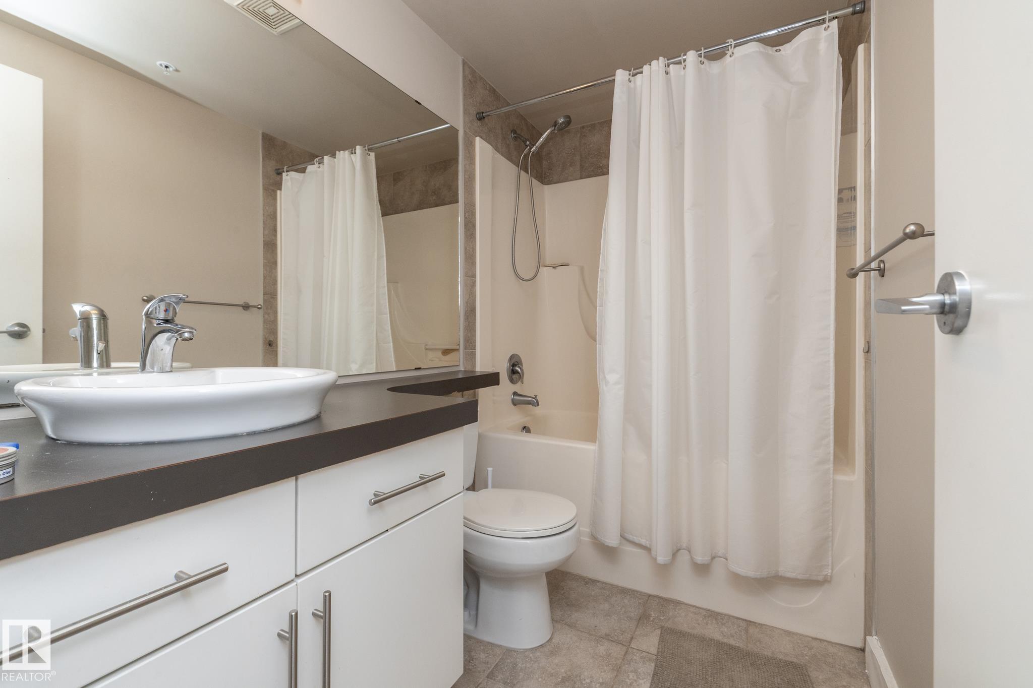 Photo 27 at 1402 - 10136 104 Street NW, Downtown, Edmonton