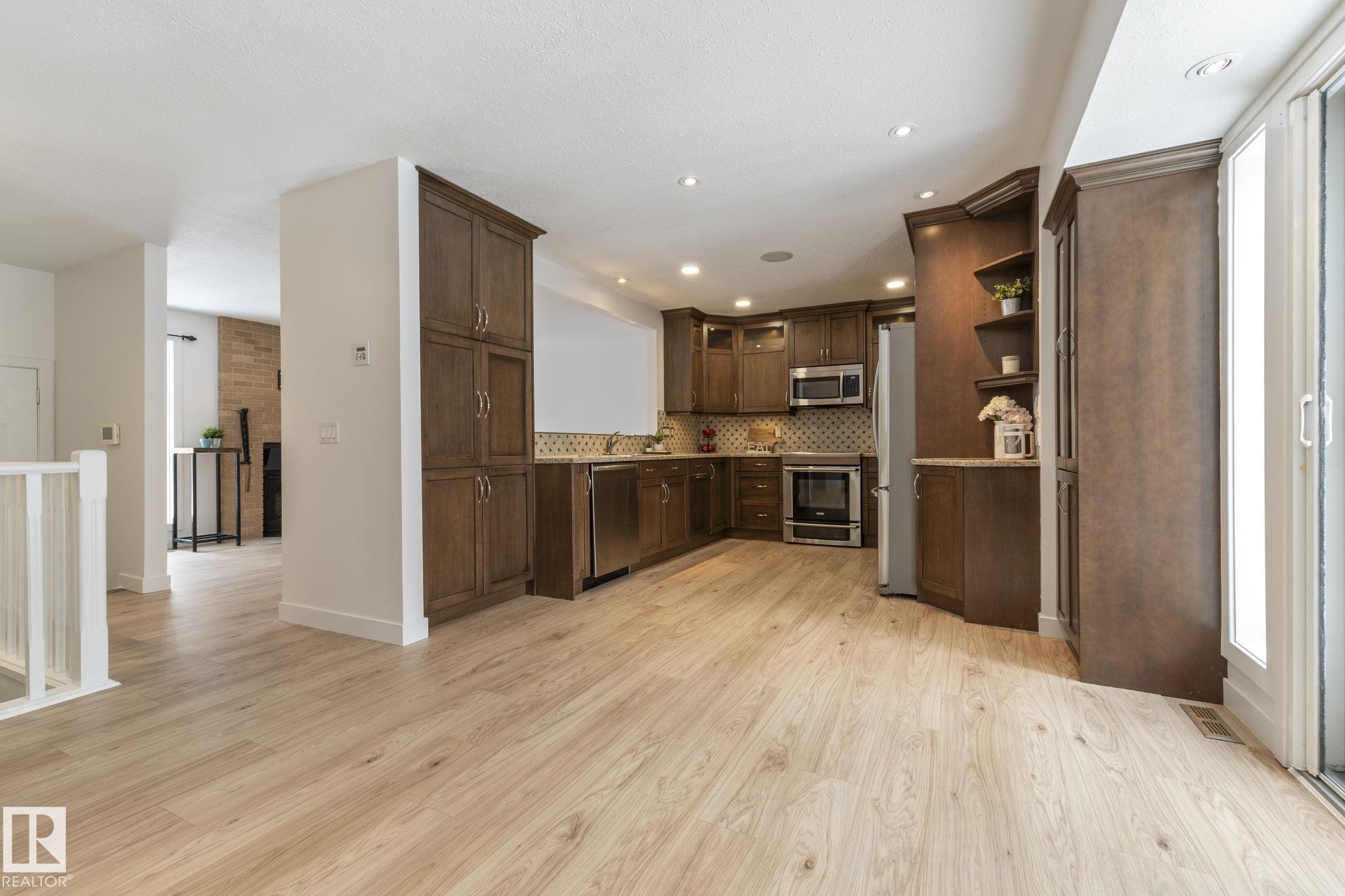 17815 62c Avenue NW, Ormsby Place, Edmonton