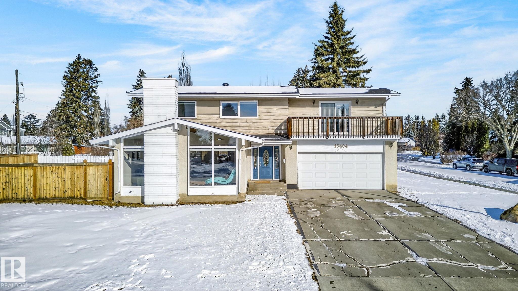 Photo 2 at 15404 Rio Terrace Drive NW, Rio Terrace, Edmonton