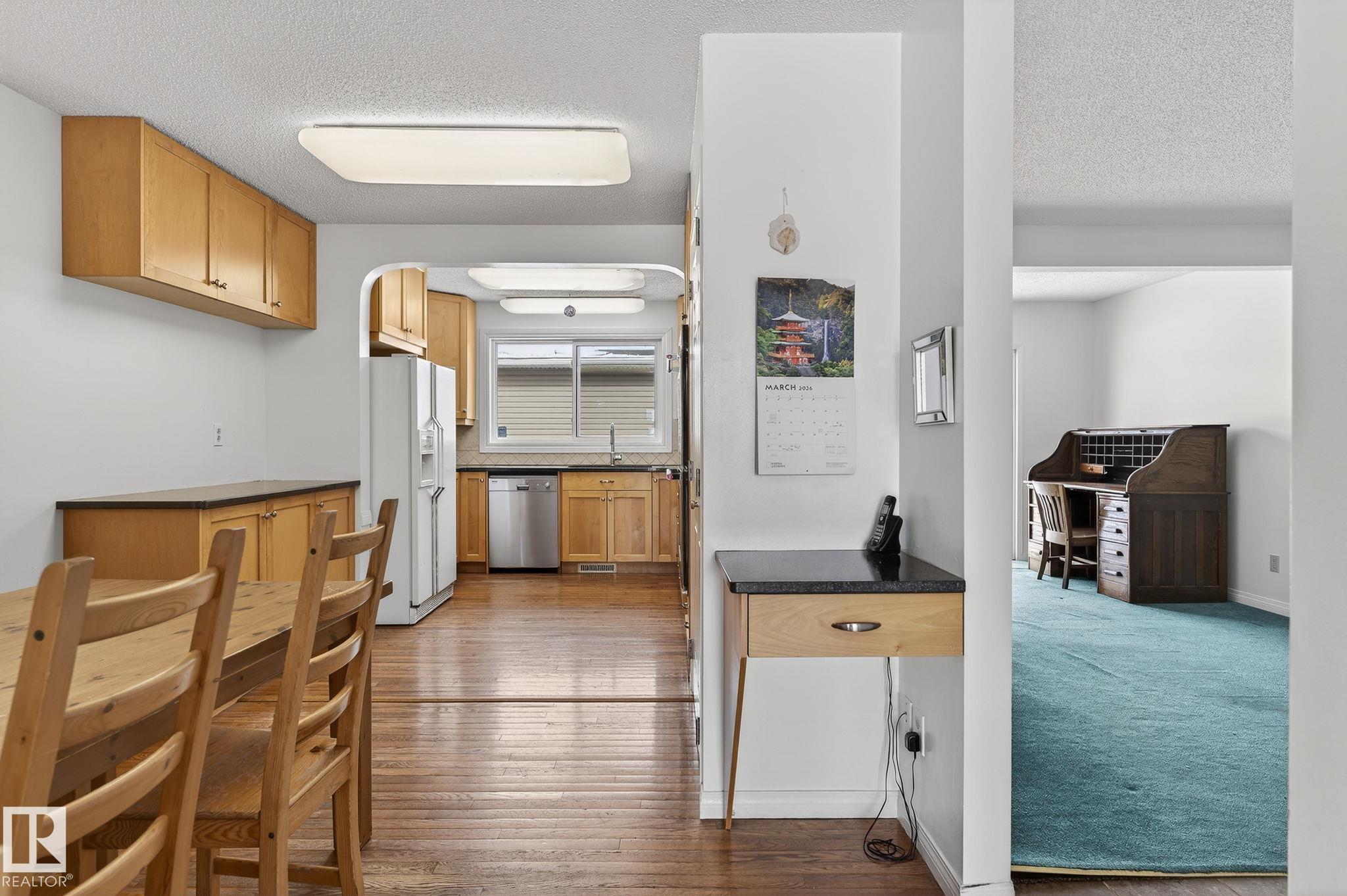 Photo 24 at 15404 Rio Terrace Drive NW, Rio Terrace, Edmonton