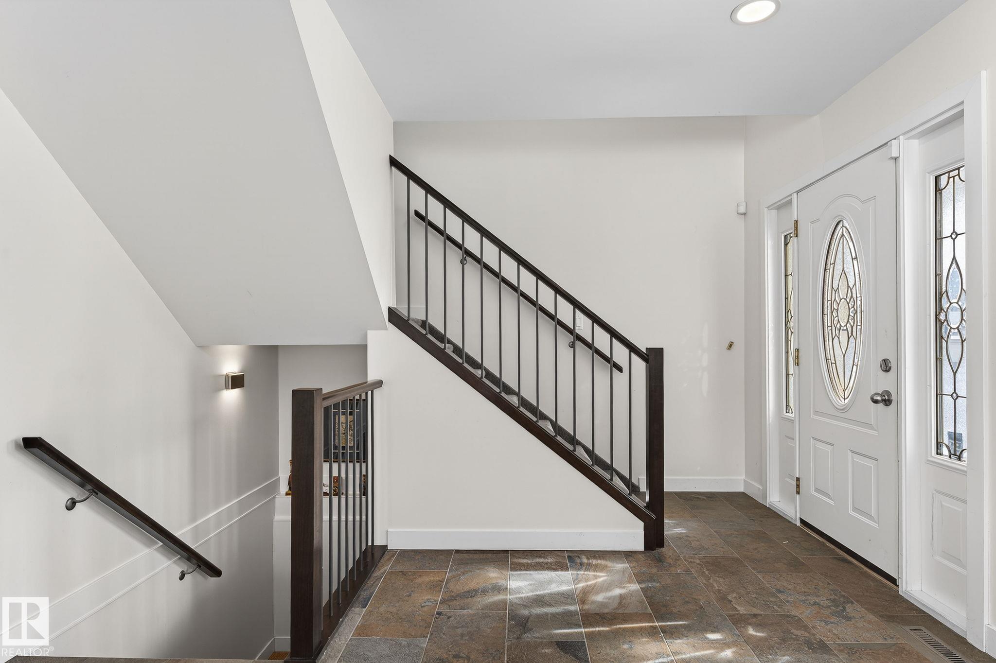 Photo 27 at 15404 Rio Terrace Drive NW, Rio Terrace, Edmonton