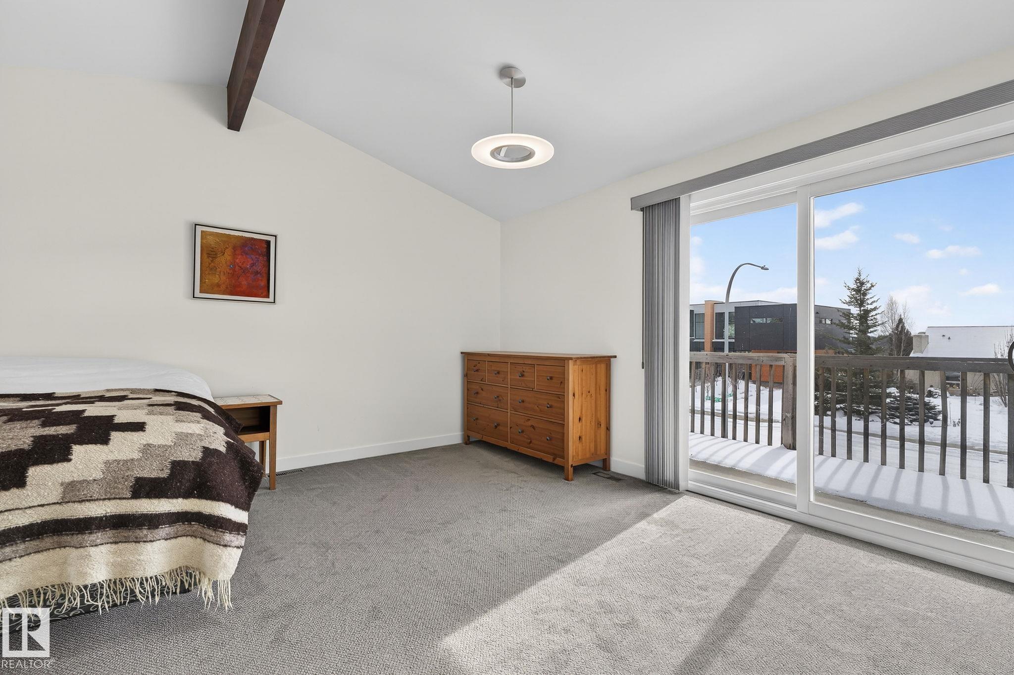 Photo 31 at 15404 Rio Terrace Drive NW, Rio Terrace, Edmonton