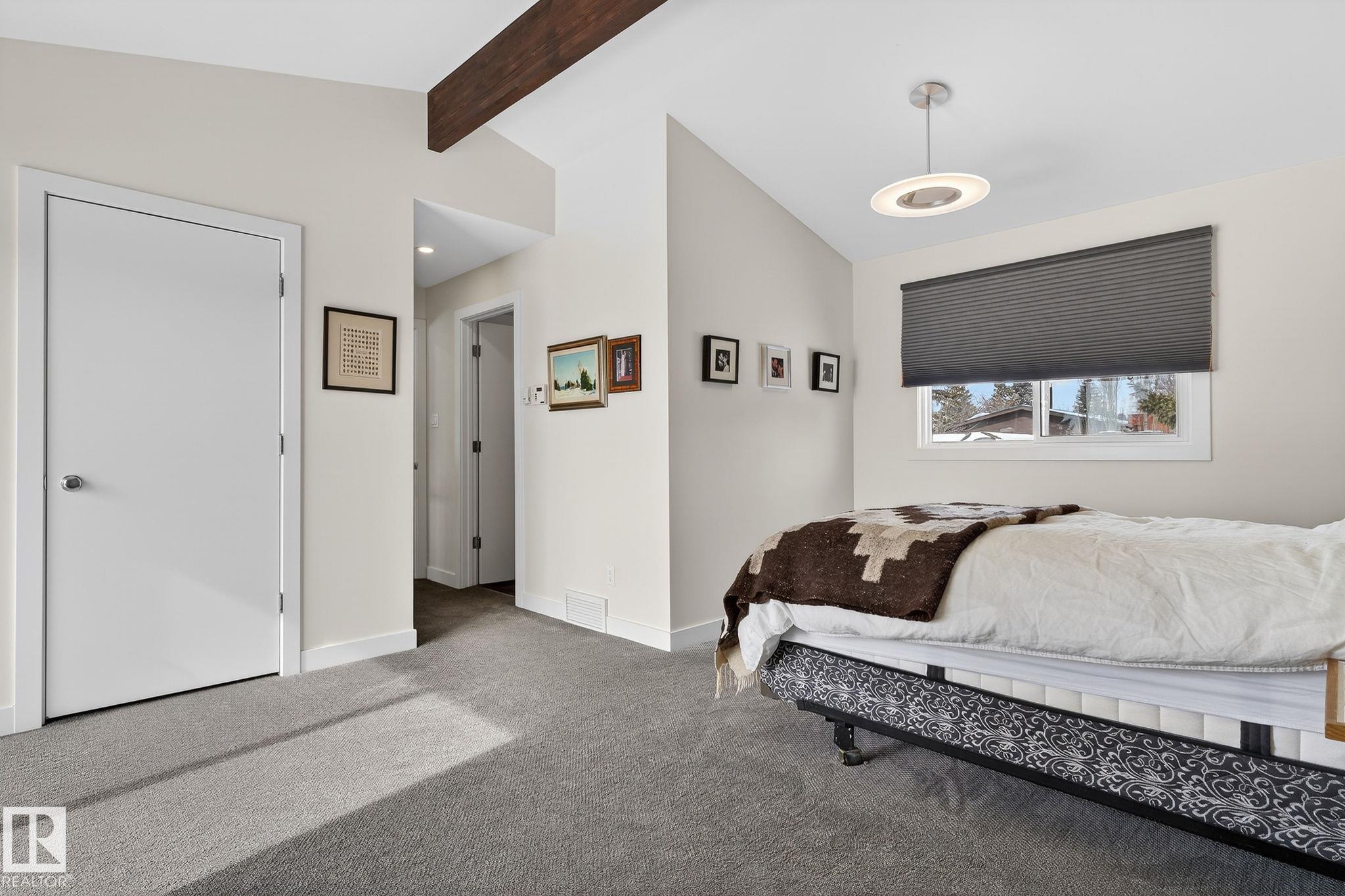 Photo 33 at 15404 Rio Terrace Drive NW, Rio Terrace, Edmonton