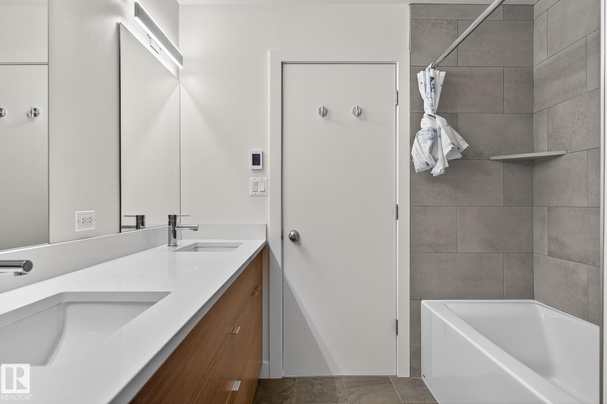 Photo 45 at 15404 Rio Terrace Drive NW, Rio Terrace, Edmonton