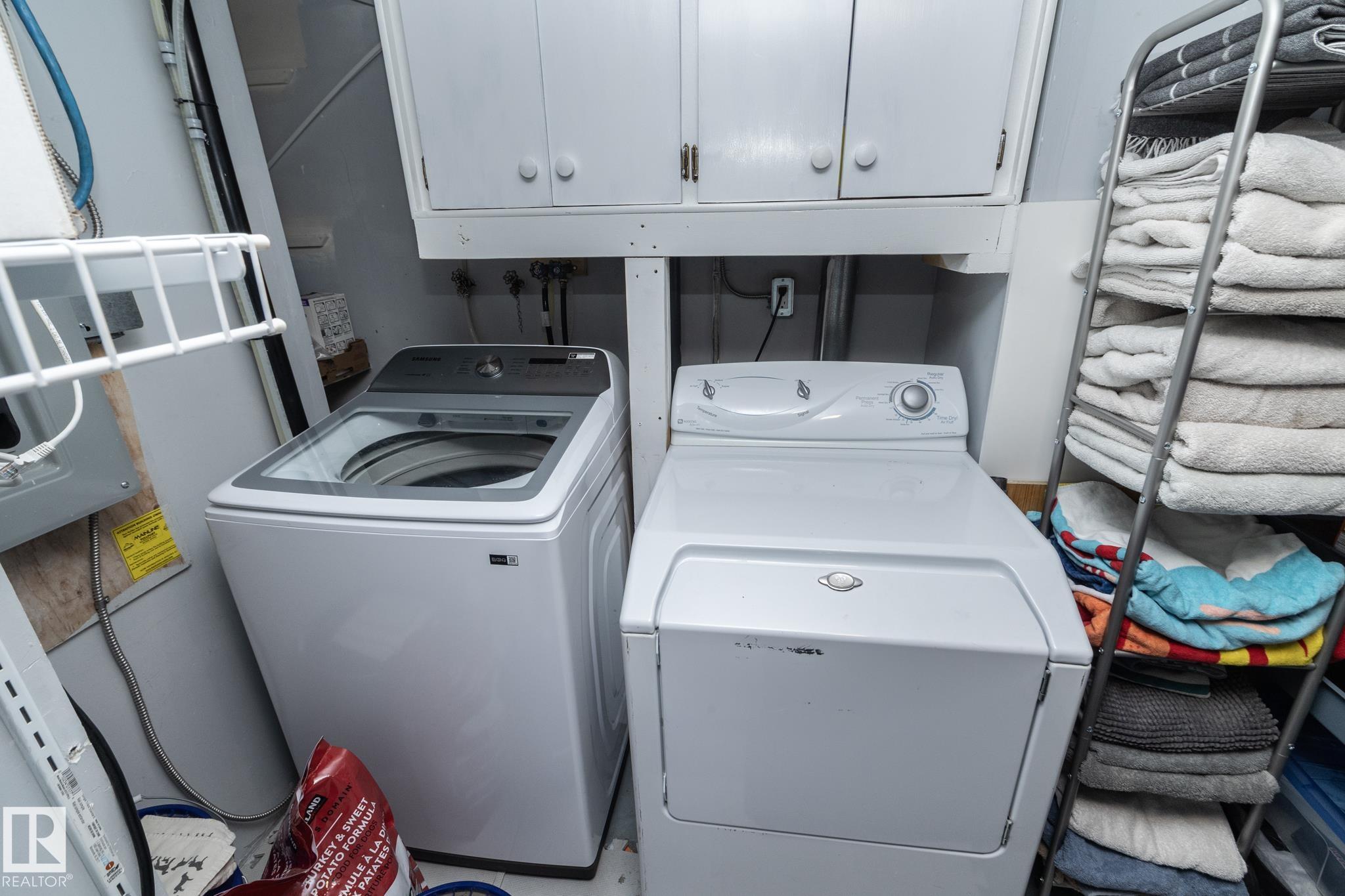 Photo 17 at 40 Attwood Drive, Akinsdale, St. Albert