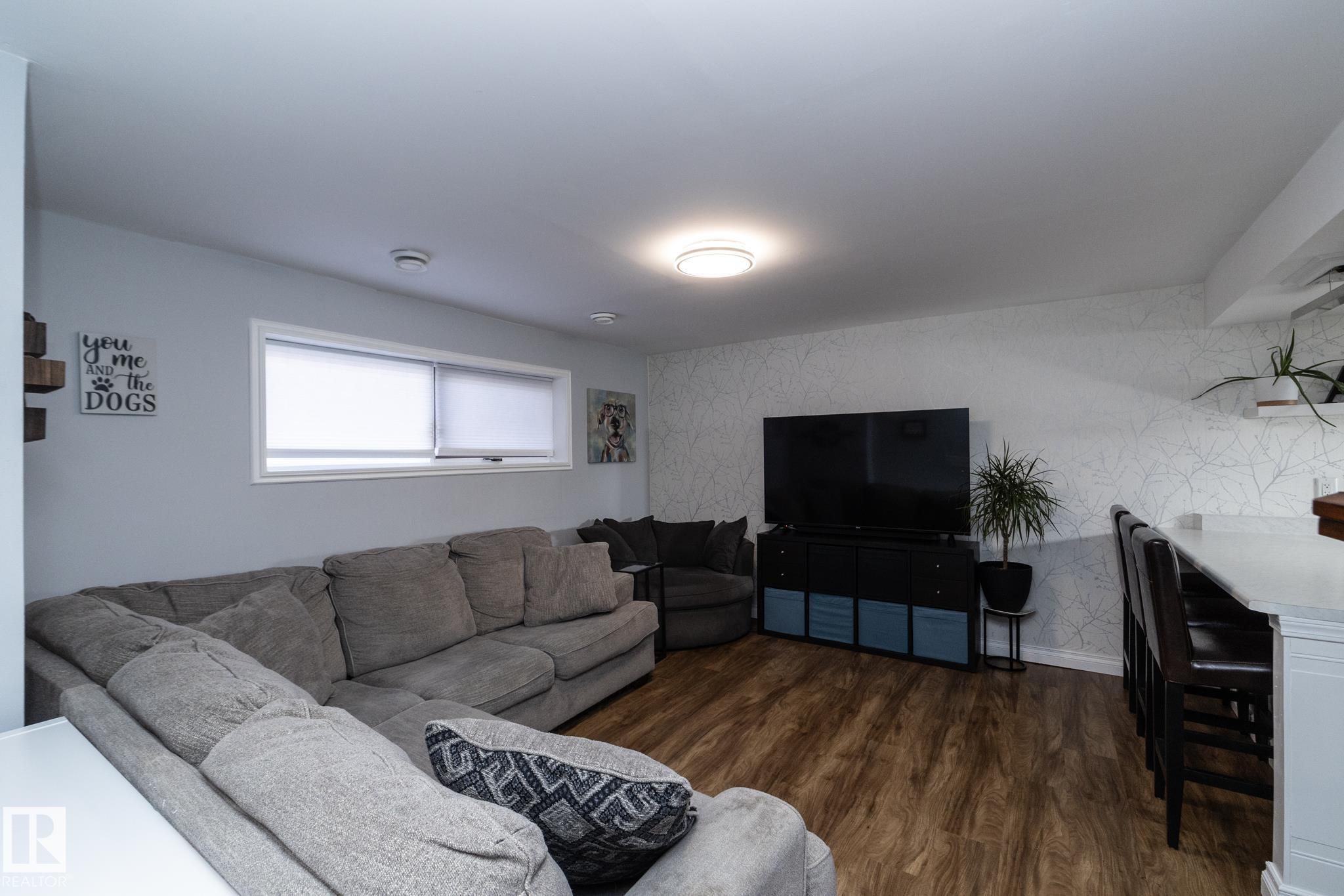 40 Attwood Drive, Akinsdale, St. Albert