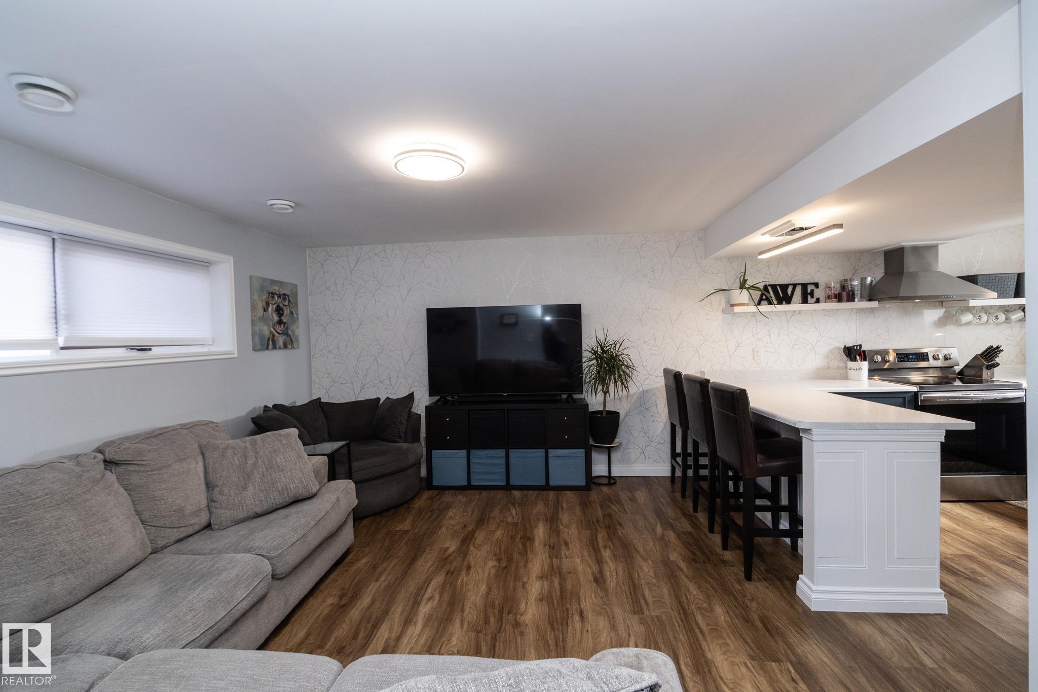 40 Attwood Drive, Akinsdale, St. Albert