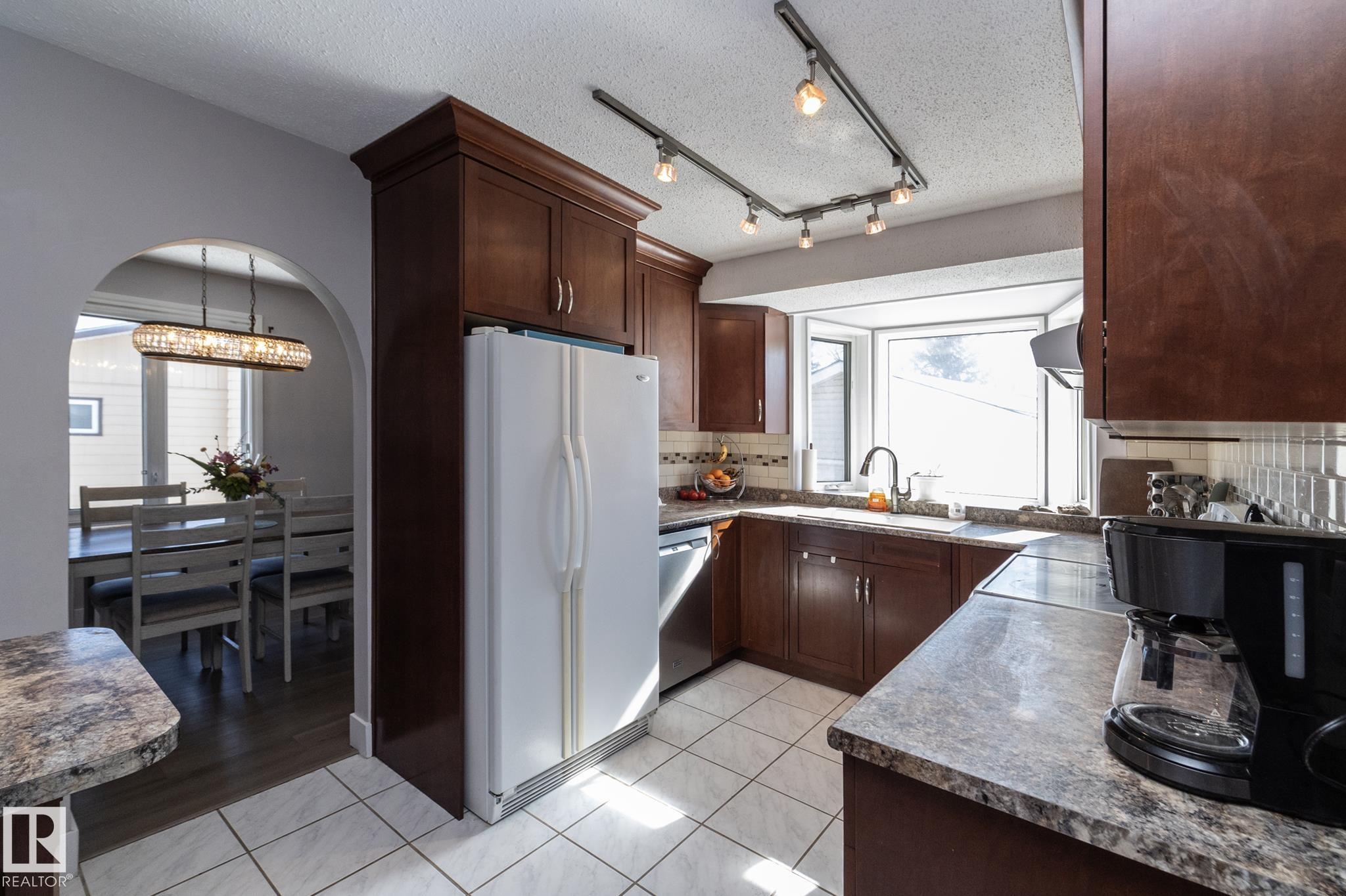 Photo 41 at 40 Attwood Drive, Akinsdale, St. Albert